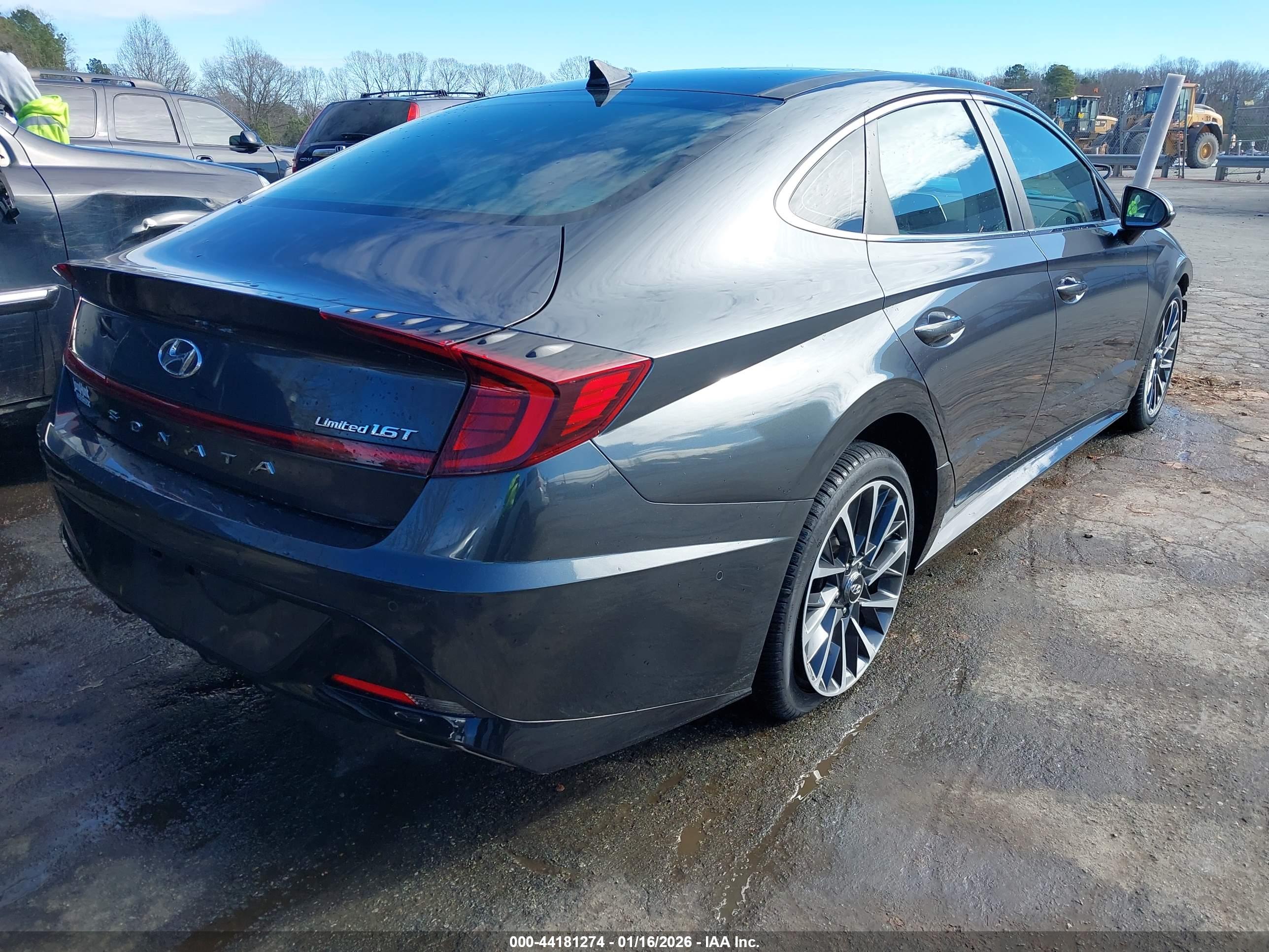 HYUNDAI SONATA image 4