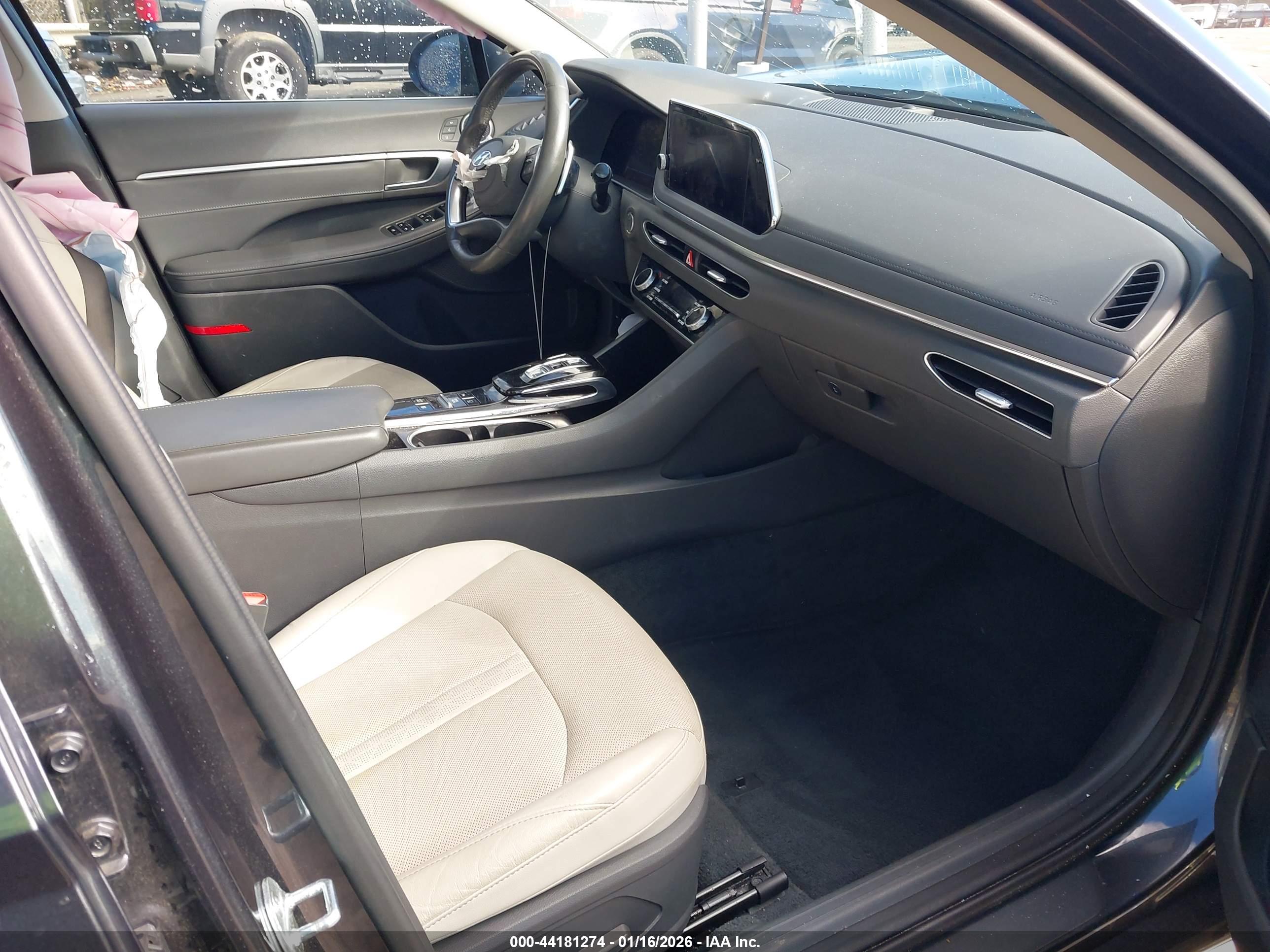 HYUNDAI SONATA image 5