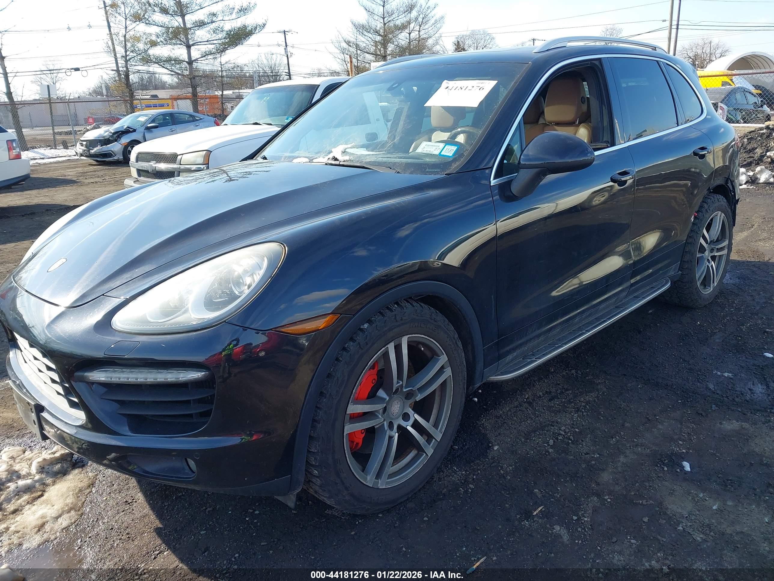 PORSCHE CAYENNE image 2