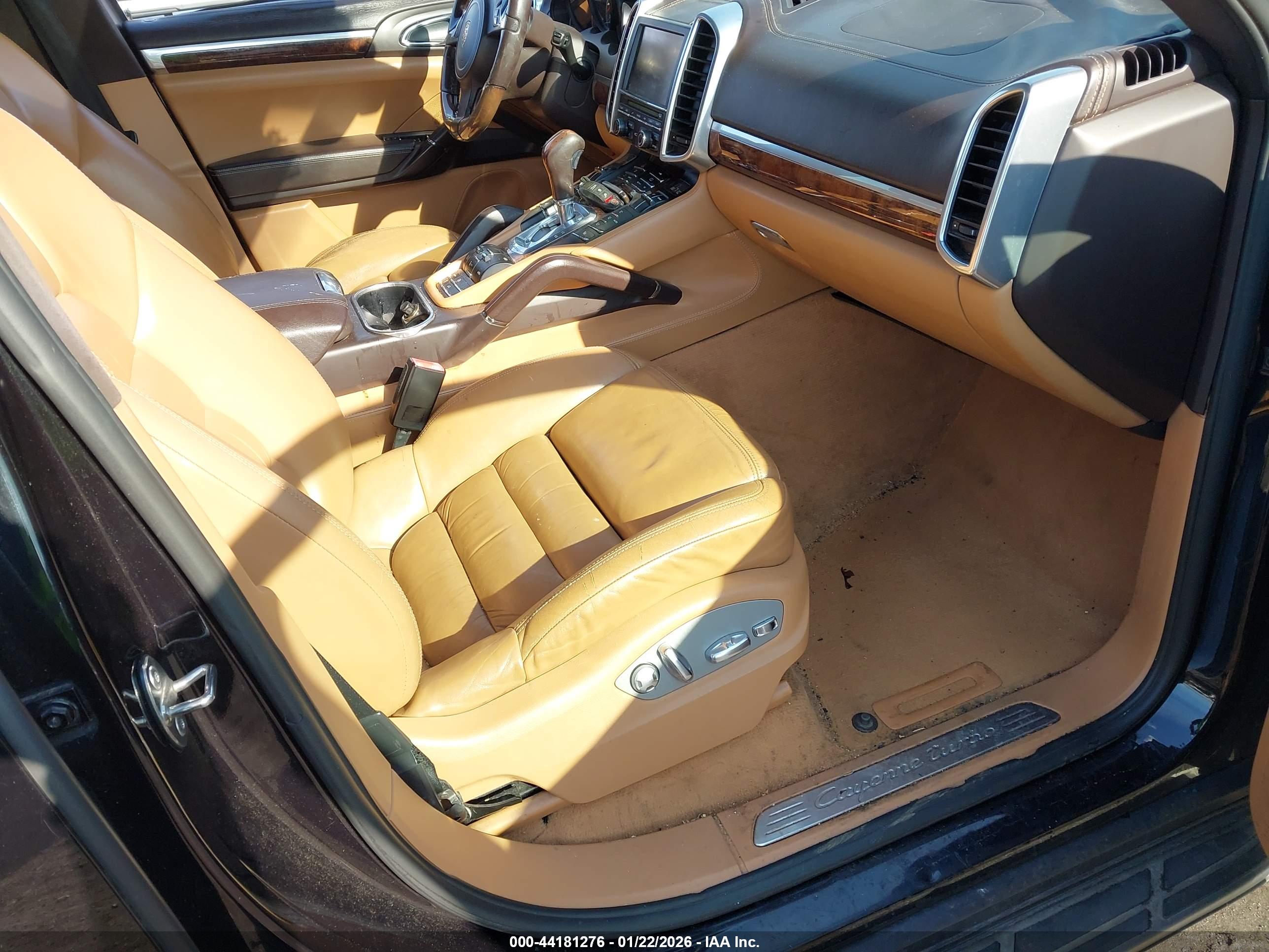 PORSCHE CAYENNE image 5