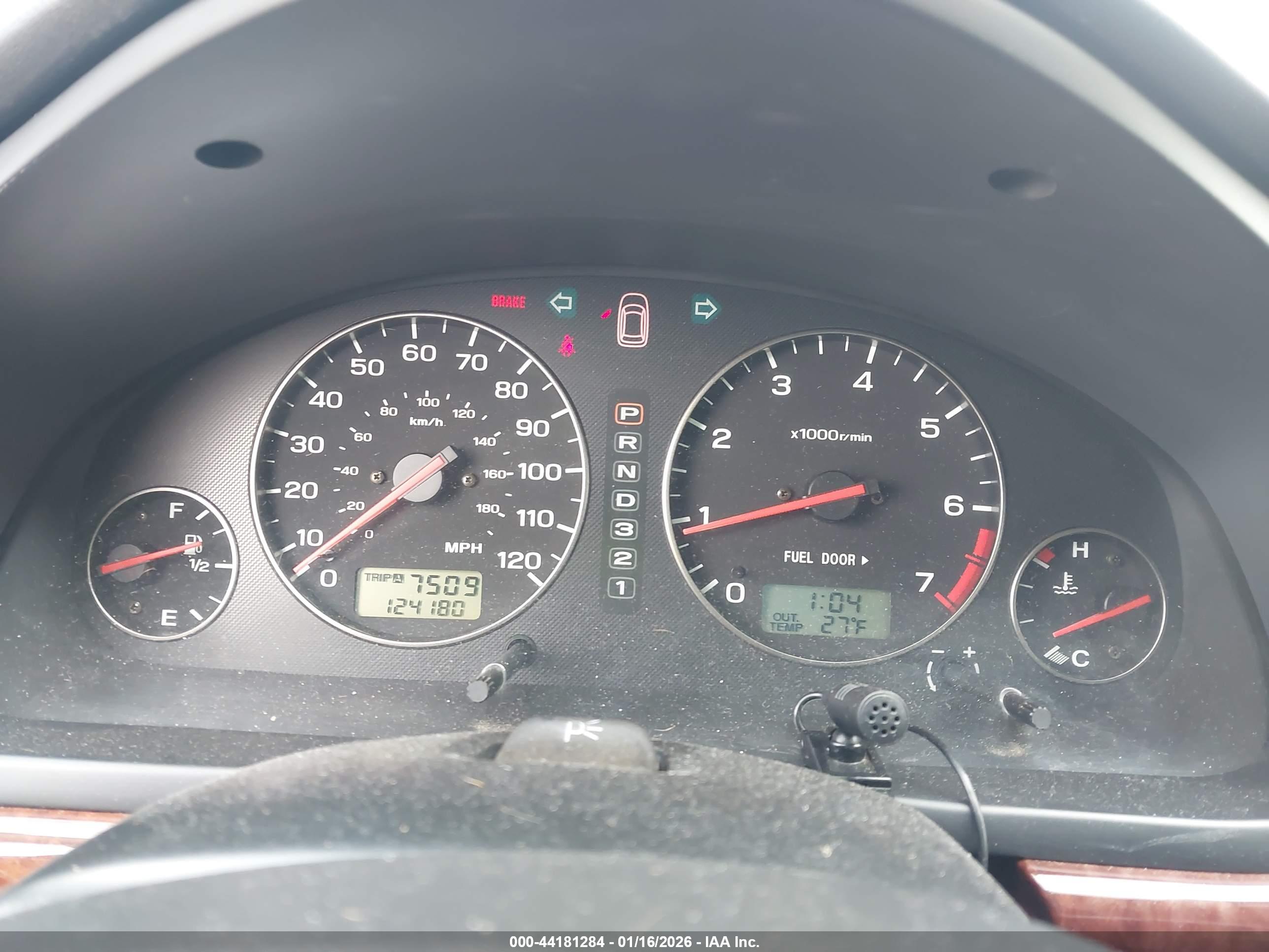 SUBARU OUTBACK image 7