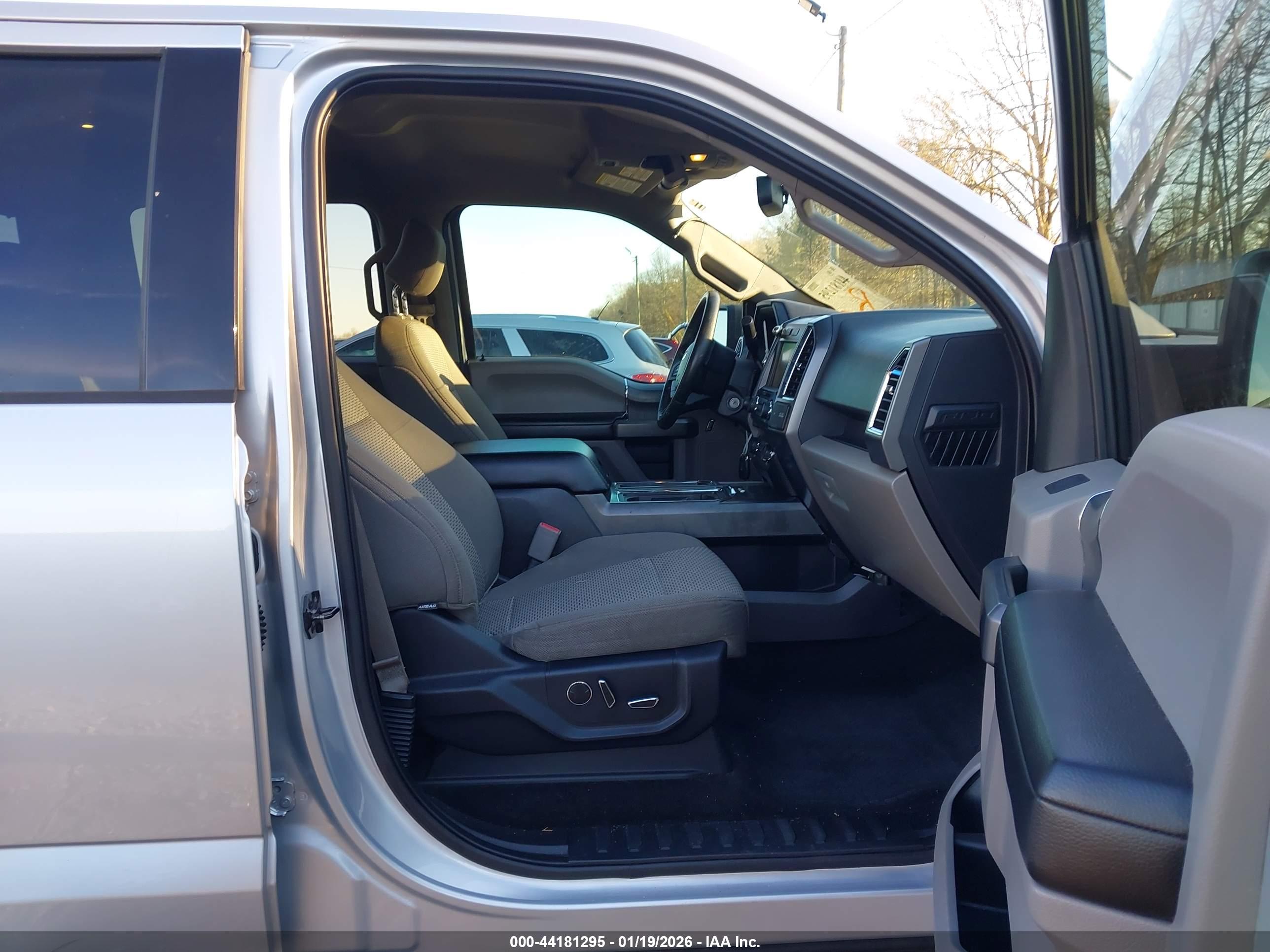 FORD F-150 image 5