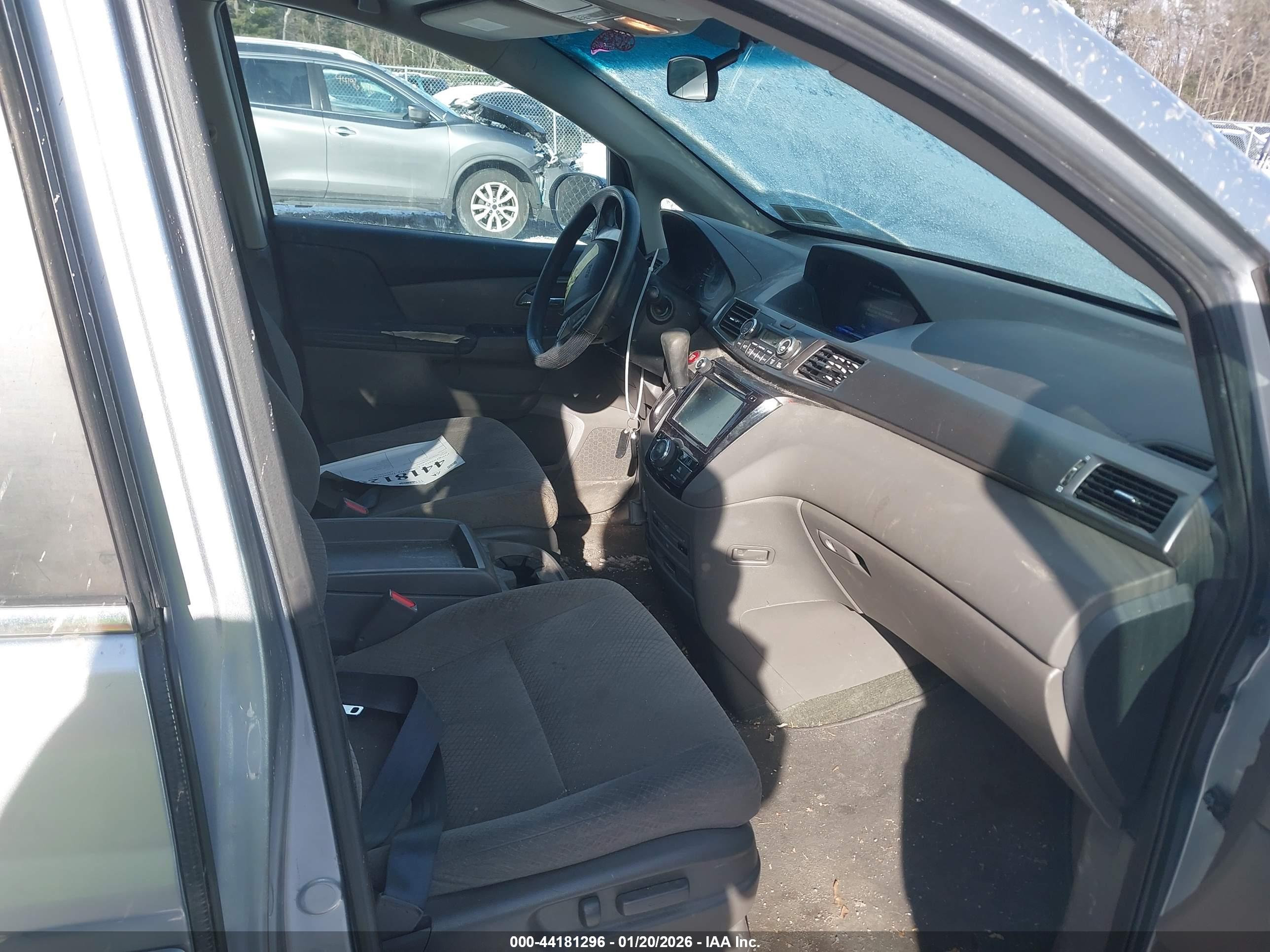 HONDA ODYSSEY image 5