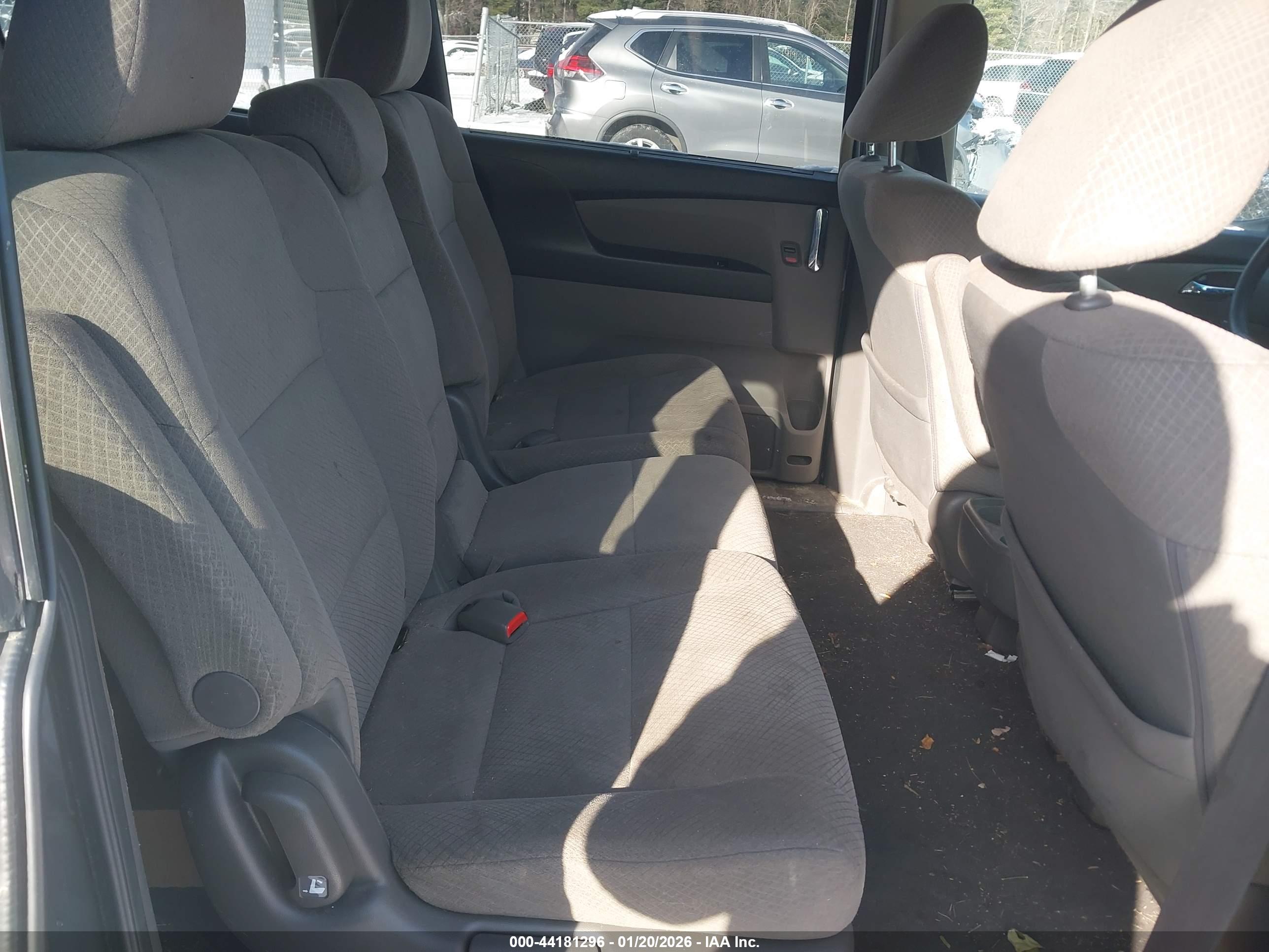 HONDA ODYSSEY image 8