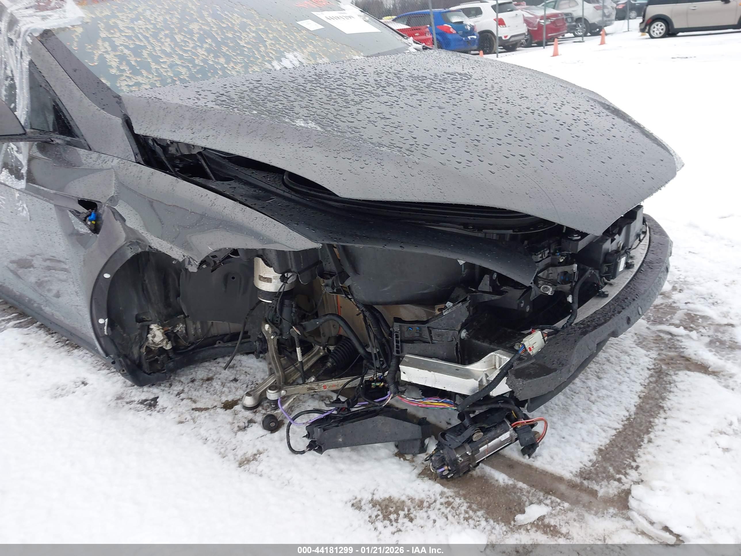 TESLA MODEL image 6