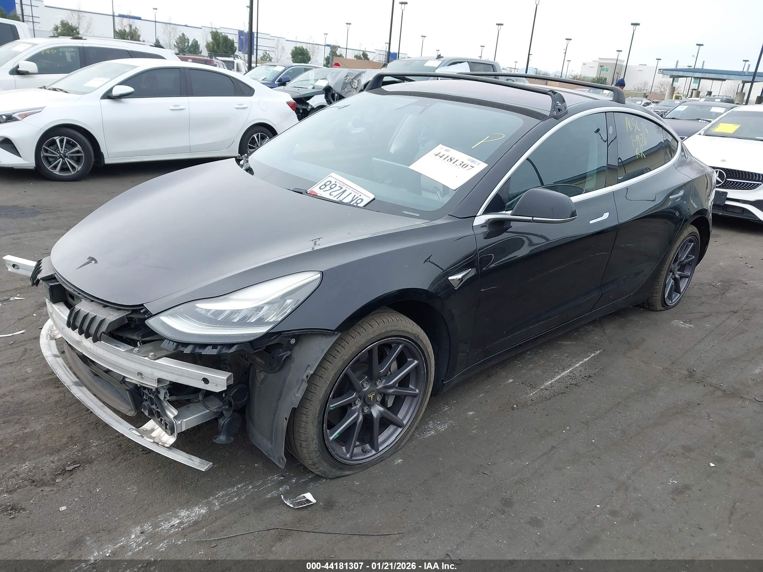 TESLA MODEL image 2