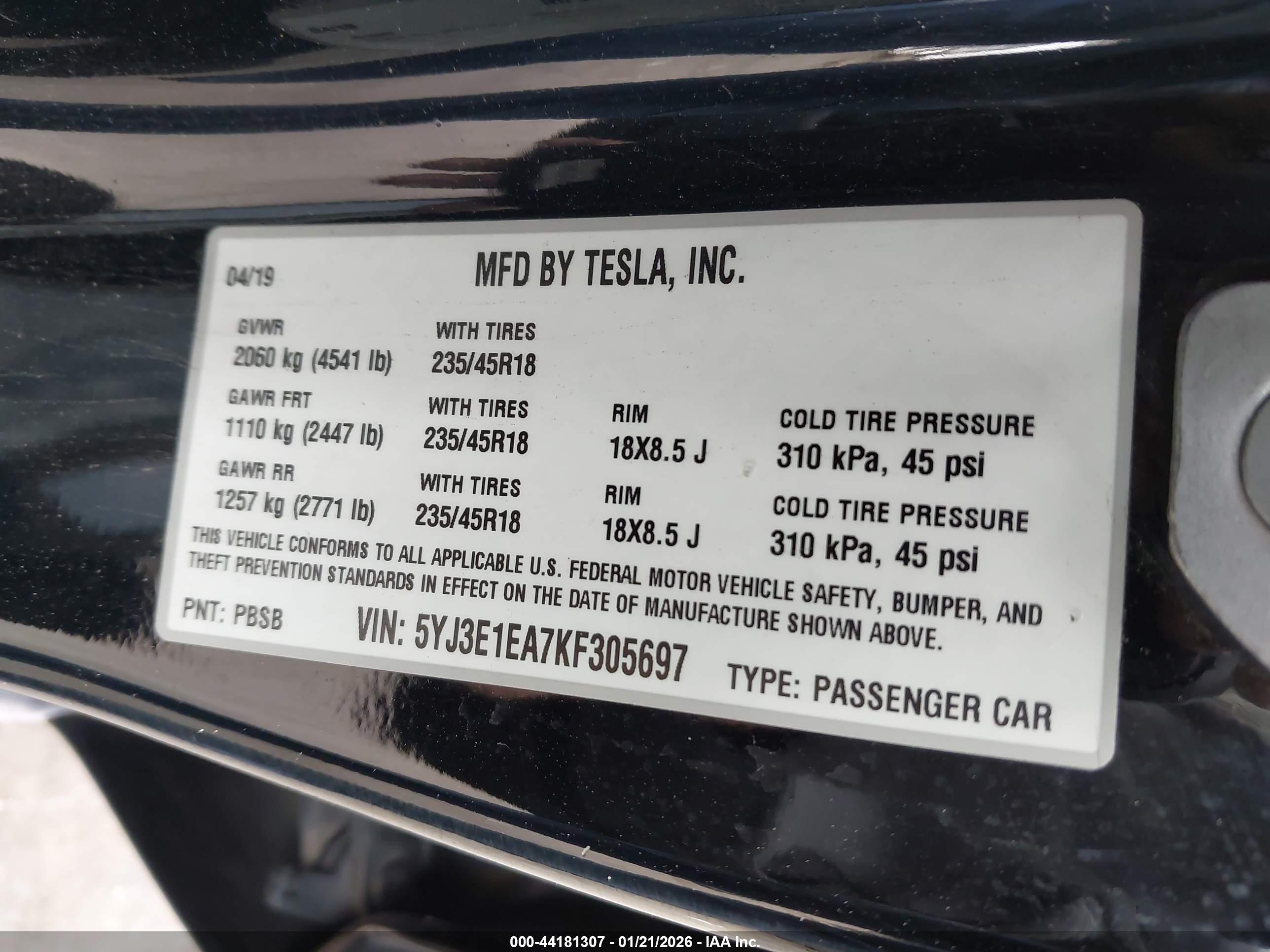 TESLA MODEL image 9