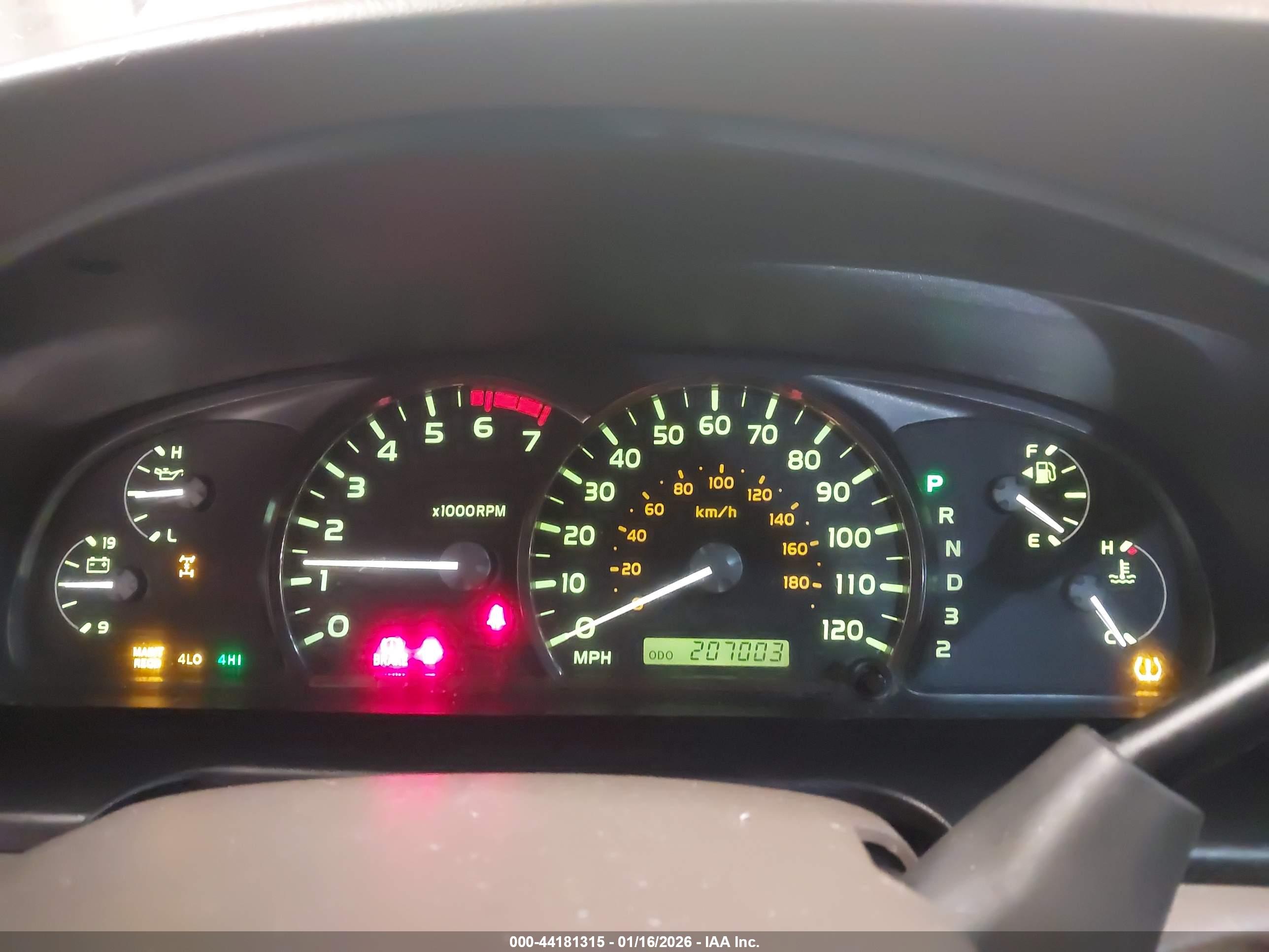 TOYOTA SEQUOIA image 7