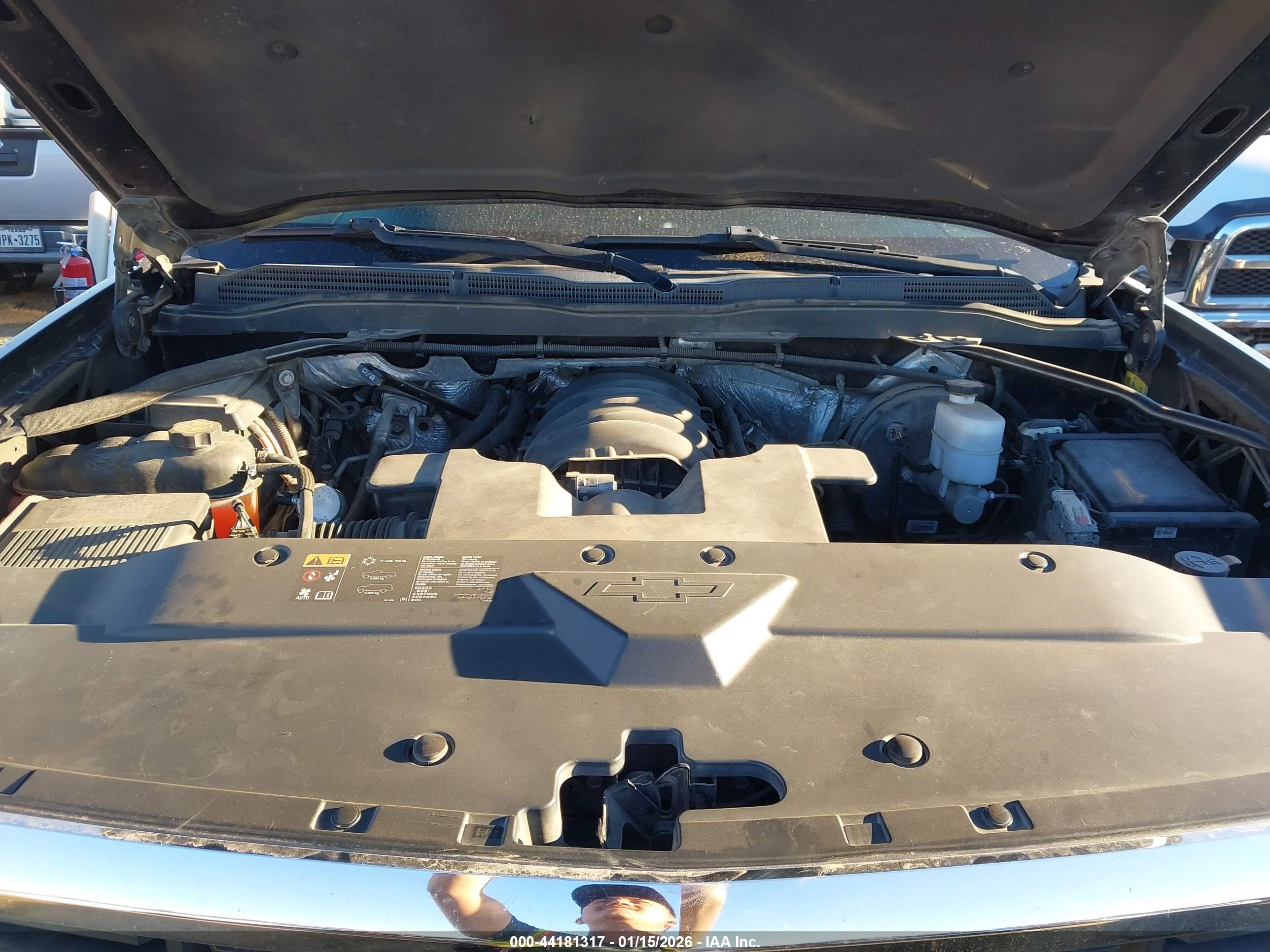 CHEVROLET SILVERADO image 10