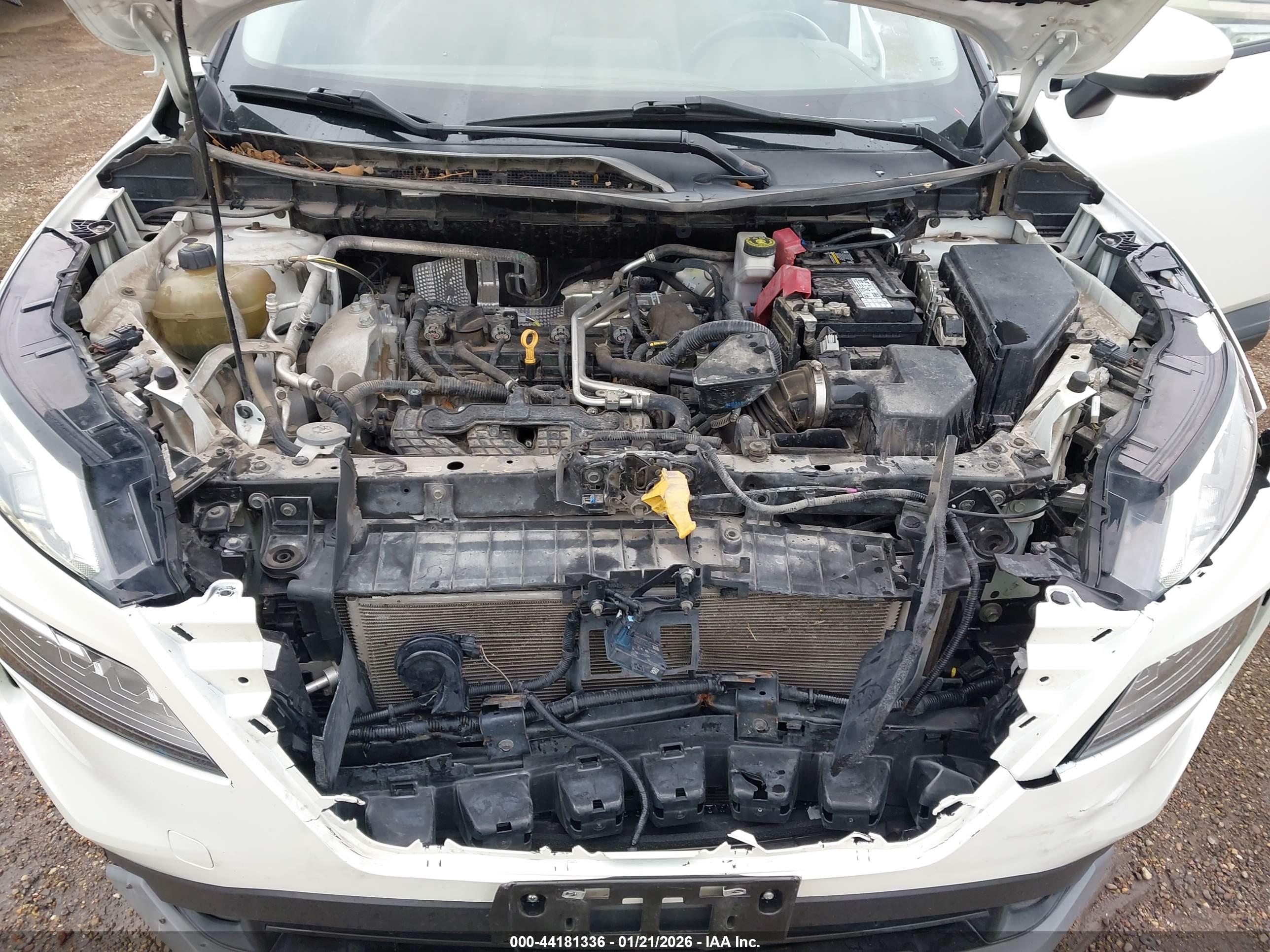 NISSAN ROGUE image 10