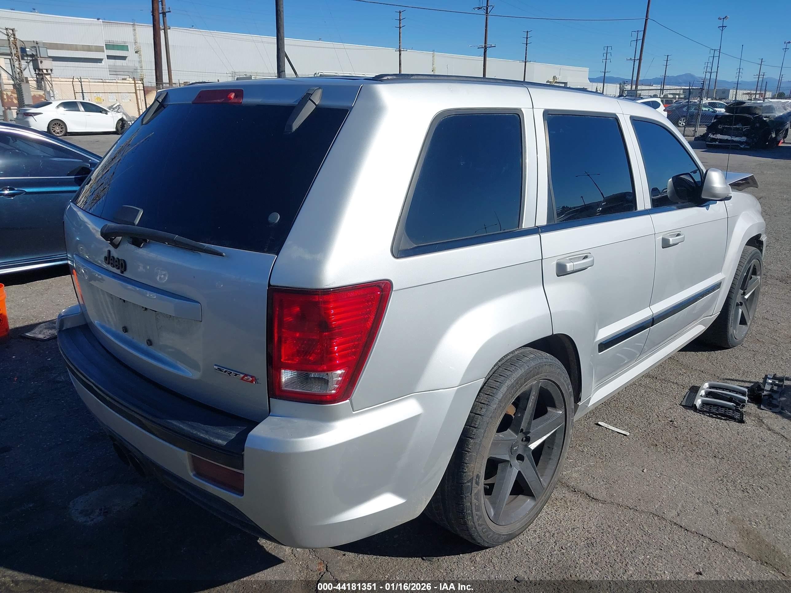 JEEP GRAND image 4