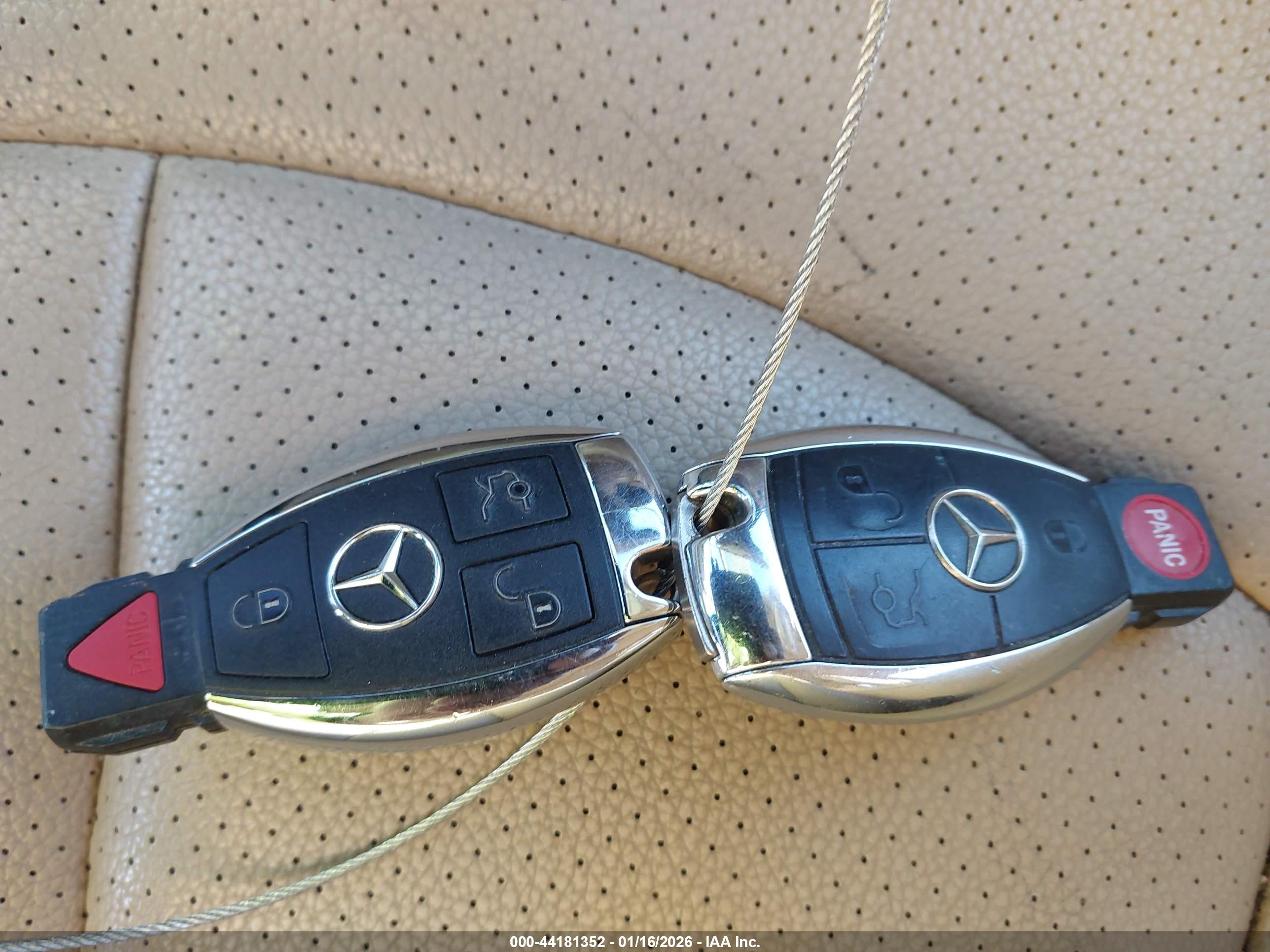 MERCEDES-BENZ E image 11