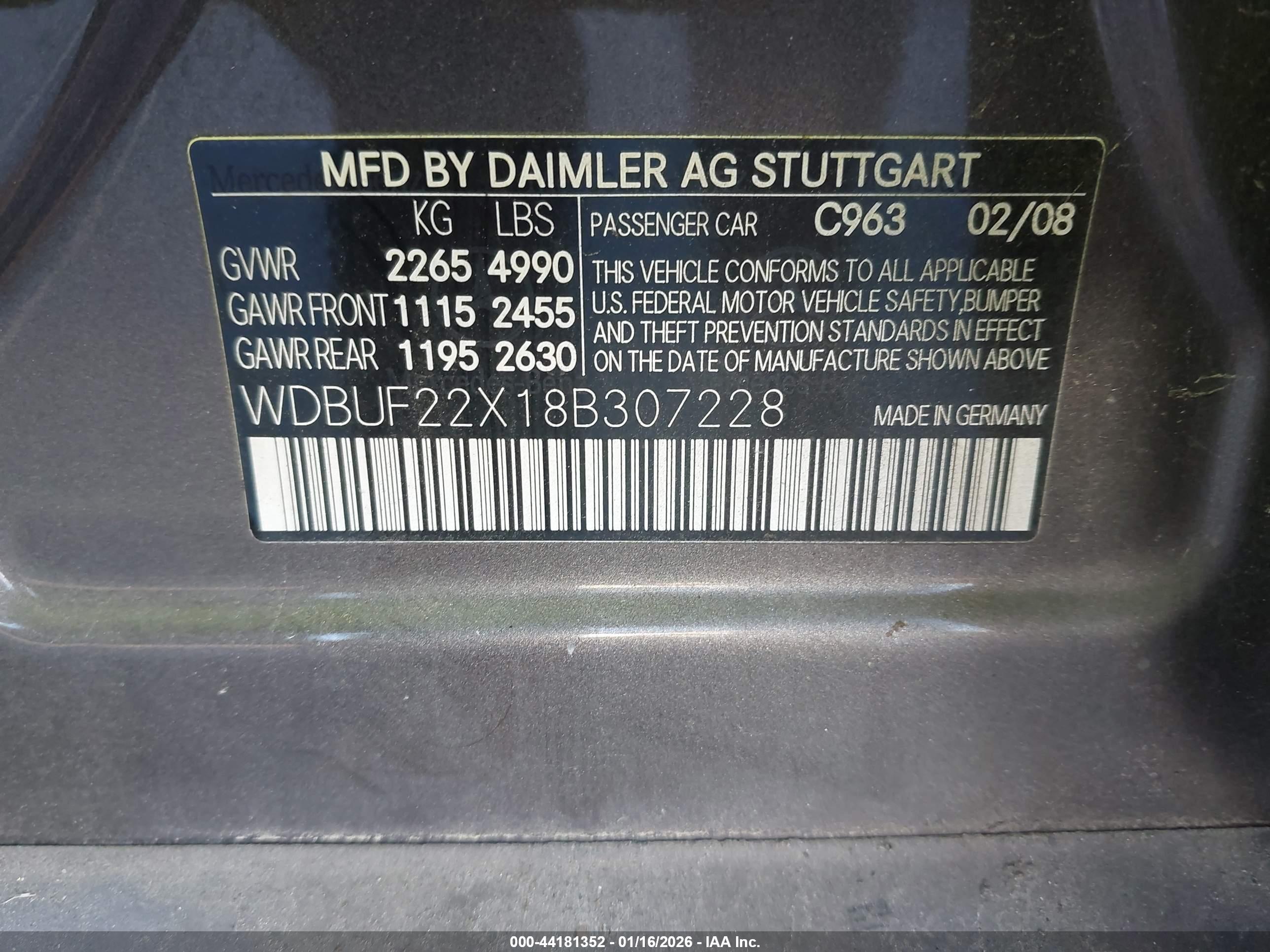 MERCEDES-BENZ E image 9