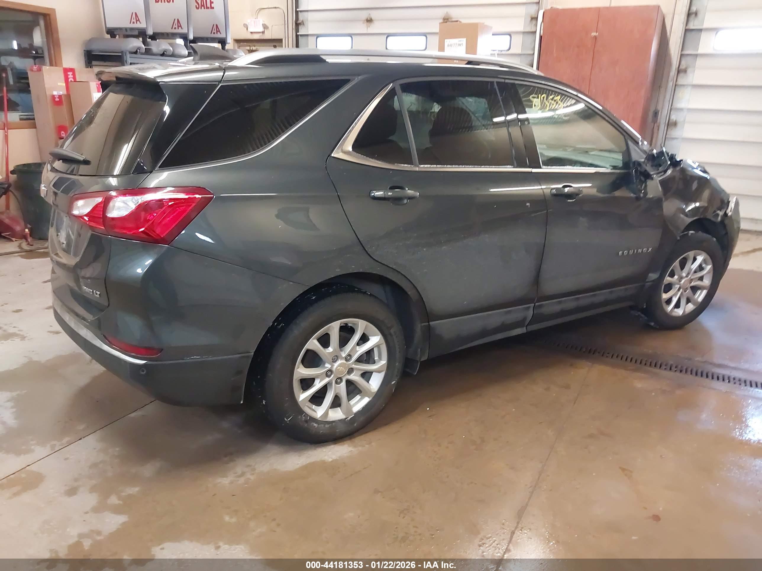 CHEVROLET EQUINOX image 4