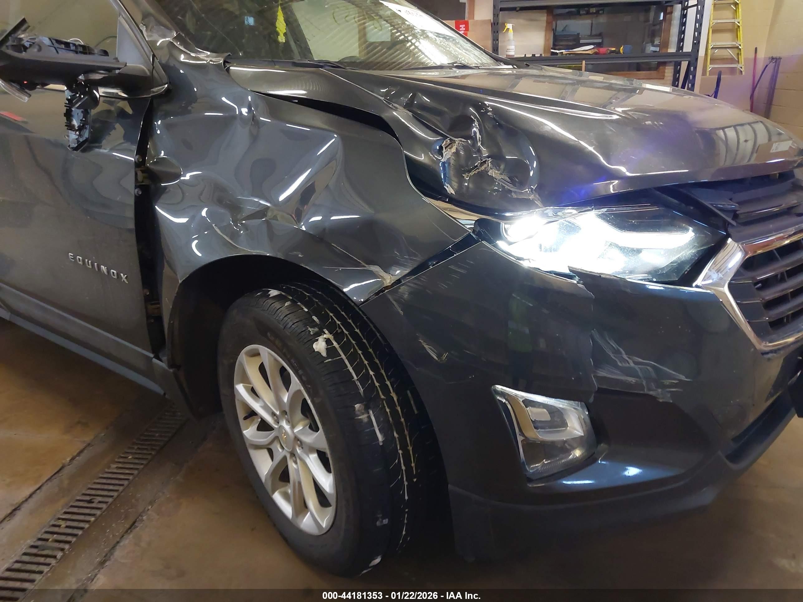 CHEVROLET EQUINOX image 6