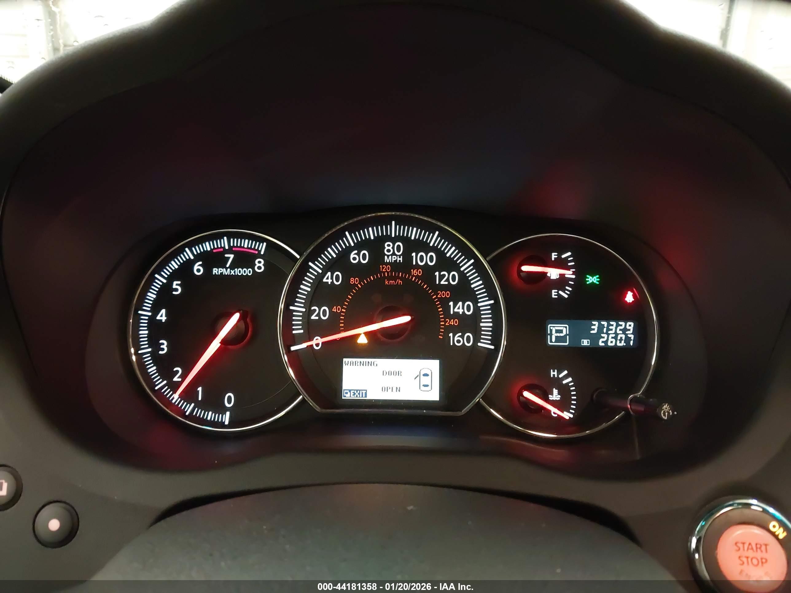 NISSAN MAXIMA image 7