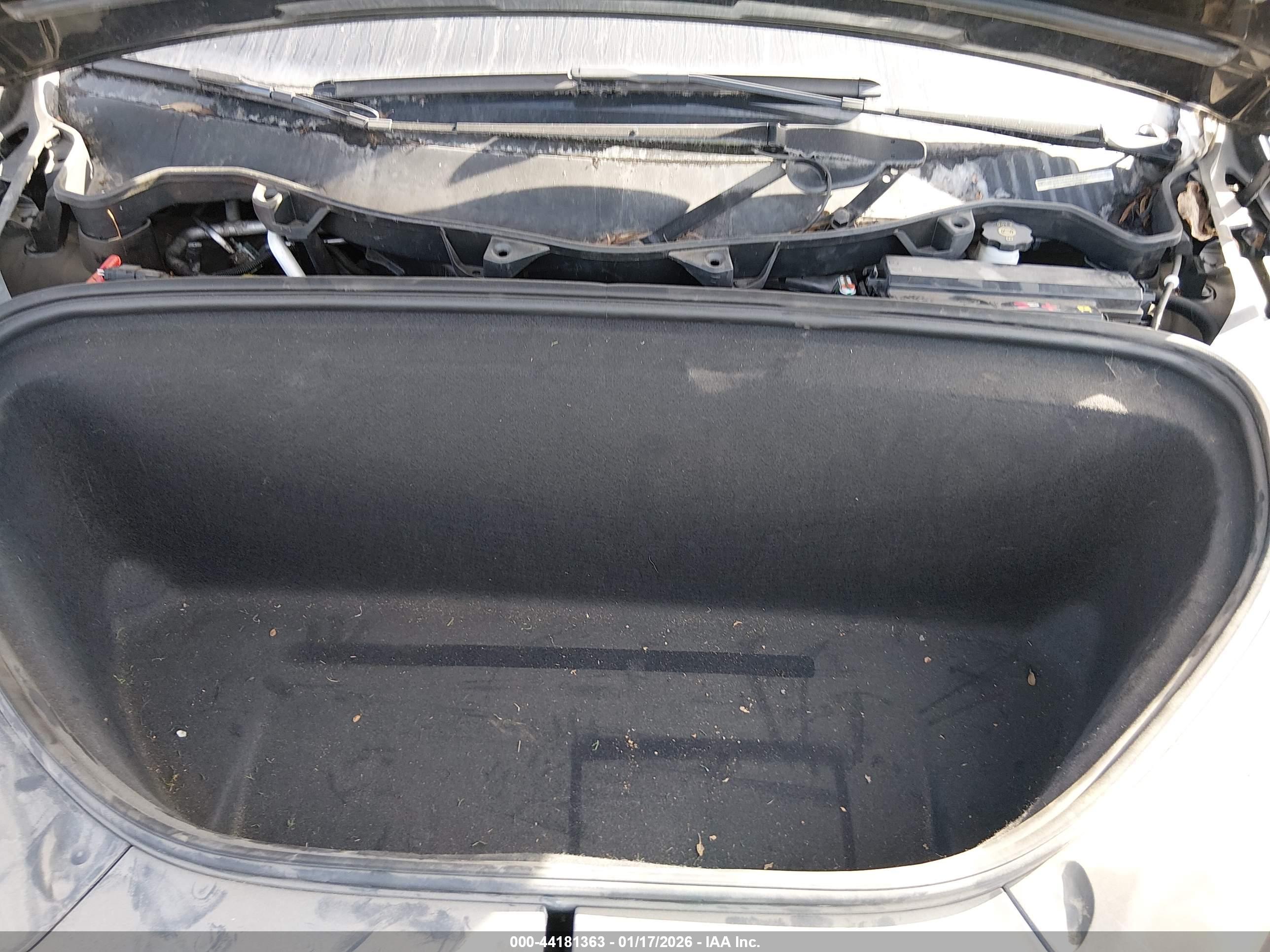 TESLA MODEL image 10