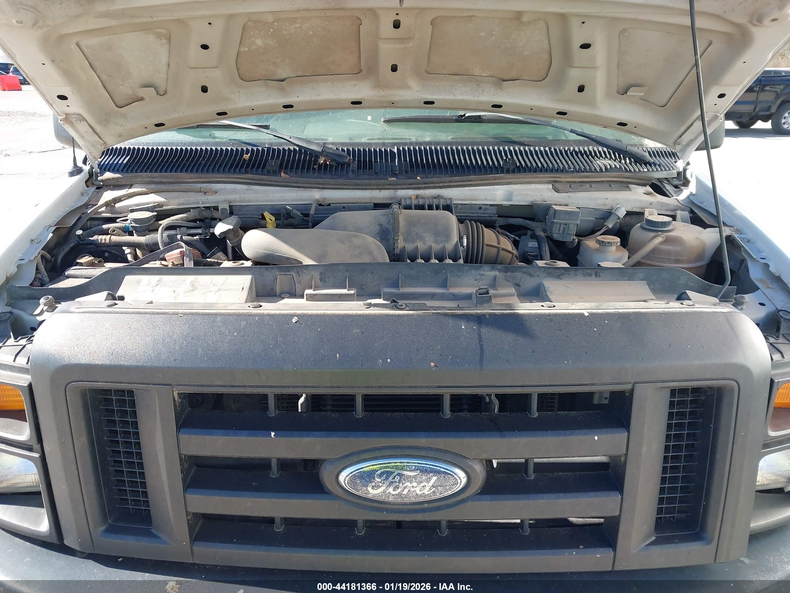 FORD E-150 image 10