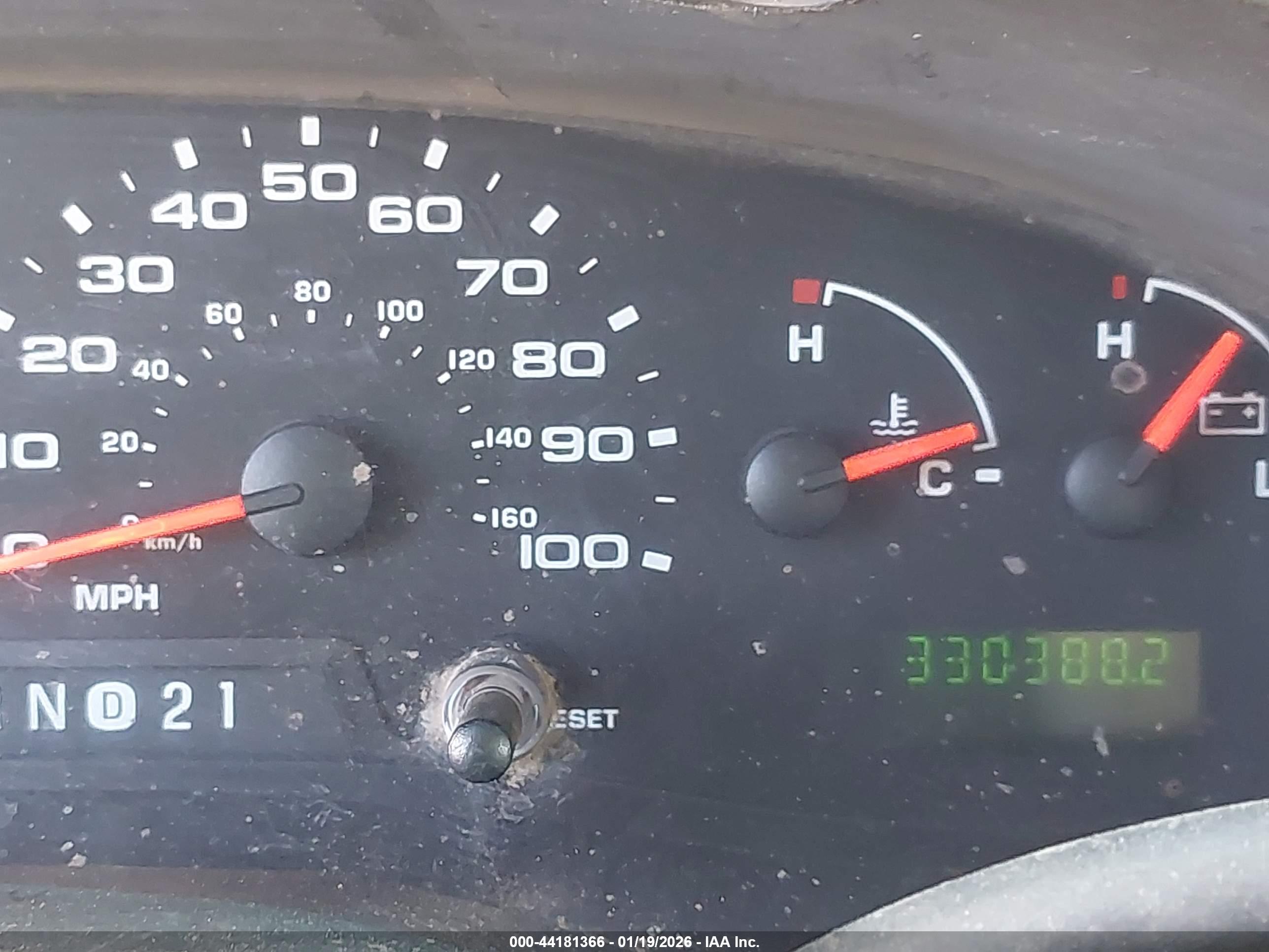 FORD E-150 image 7