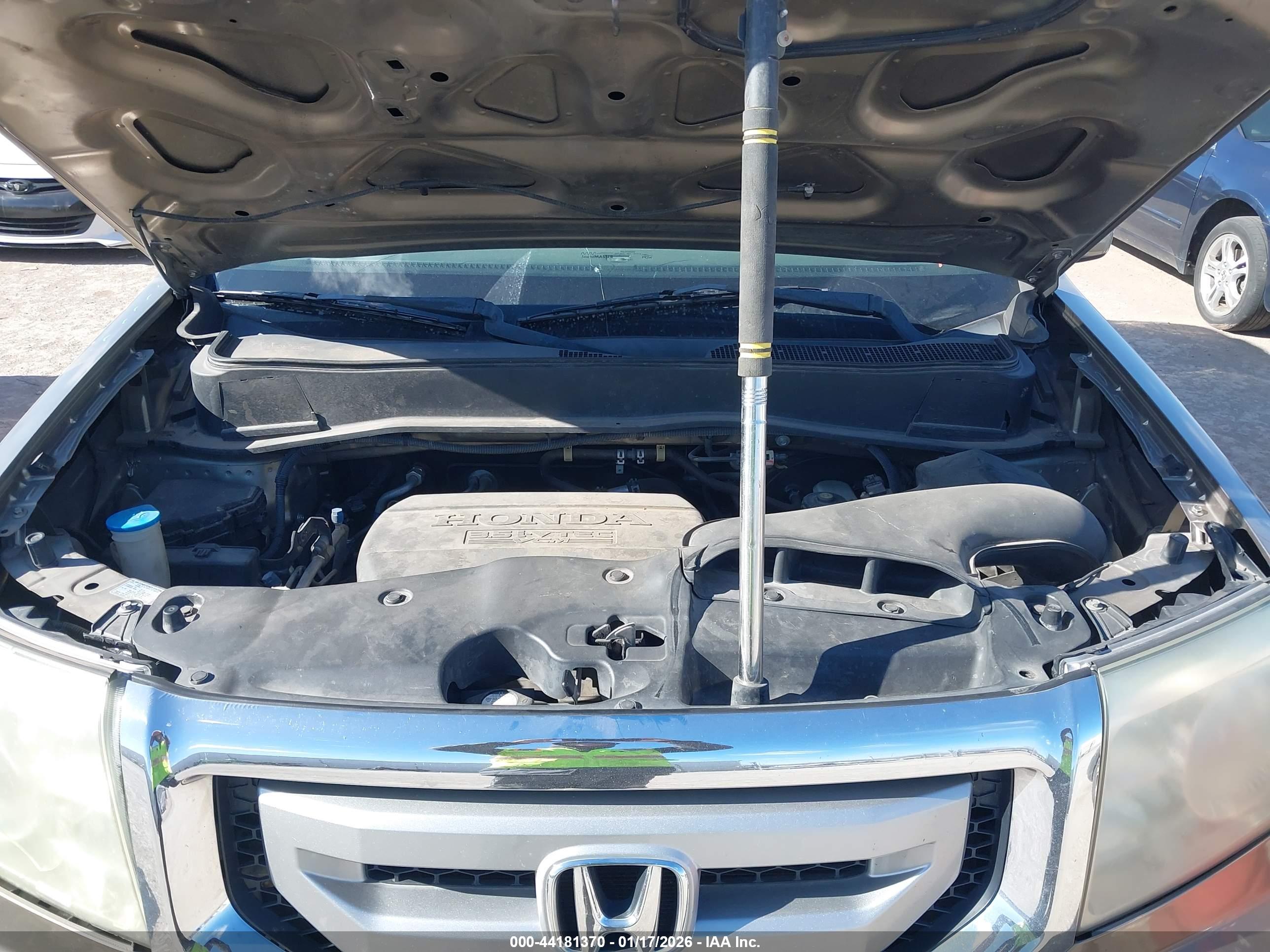 HONDA PILOT image 10