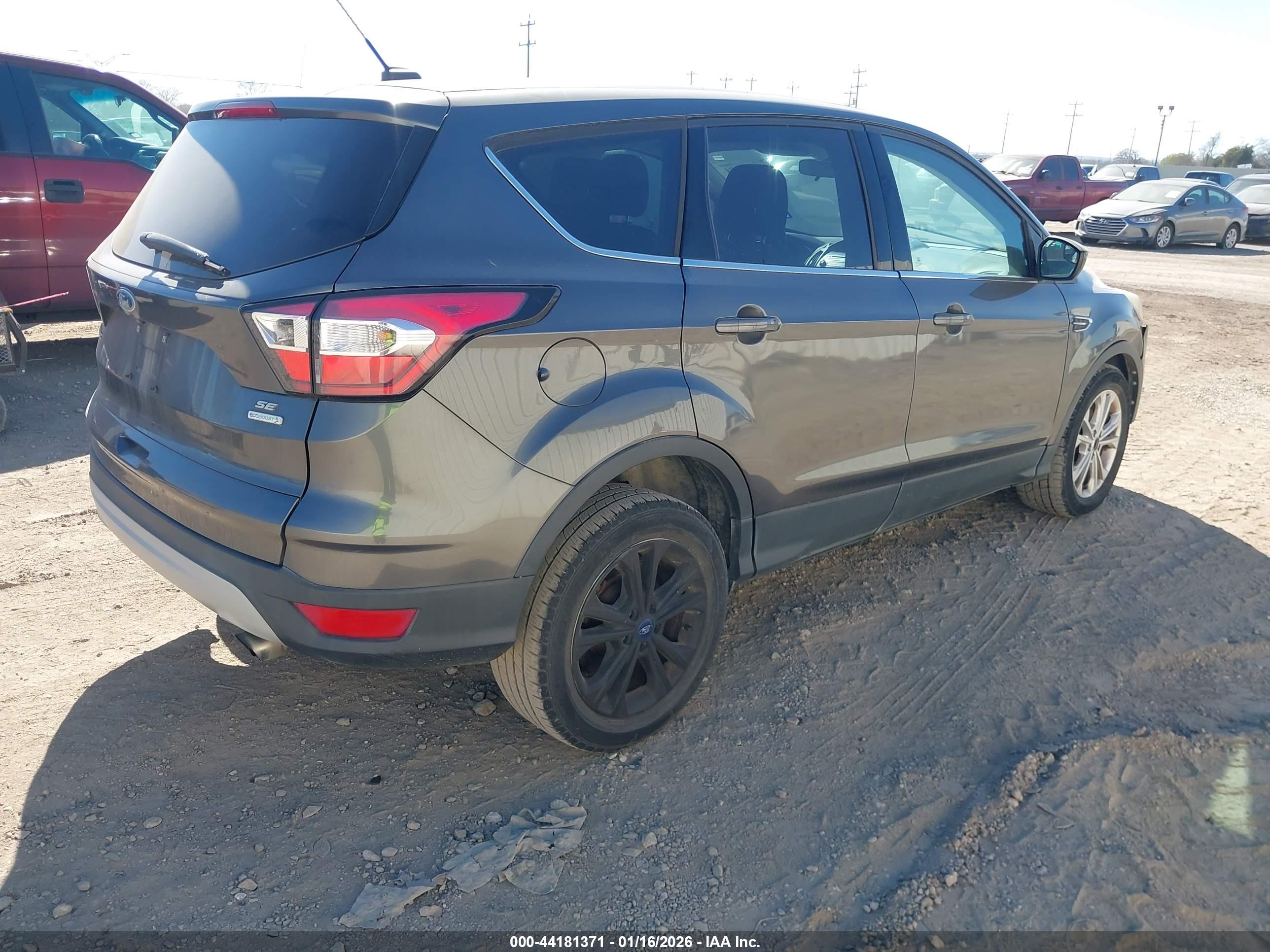 FORD ESCAPE image 4