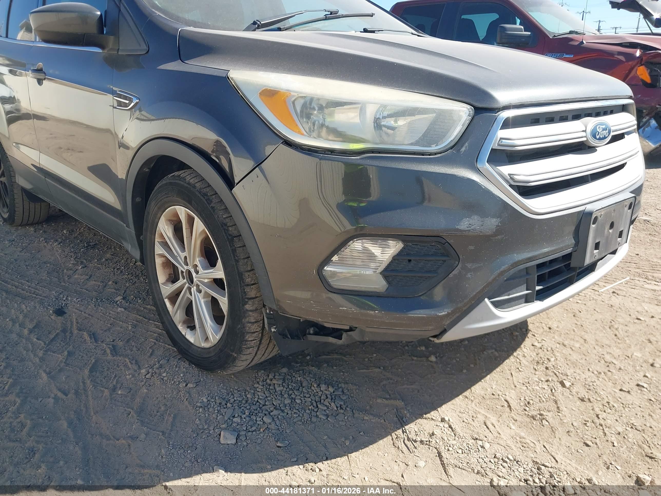FORD ESCAPE image 6