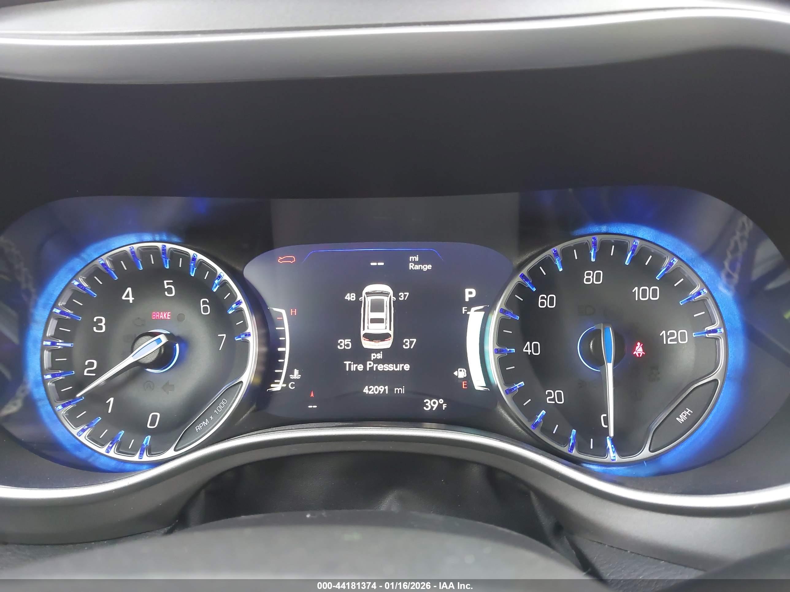 CHRYSLER PACIFICA image 7