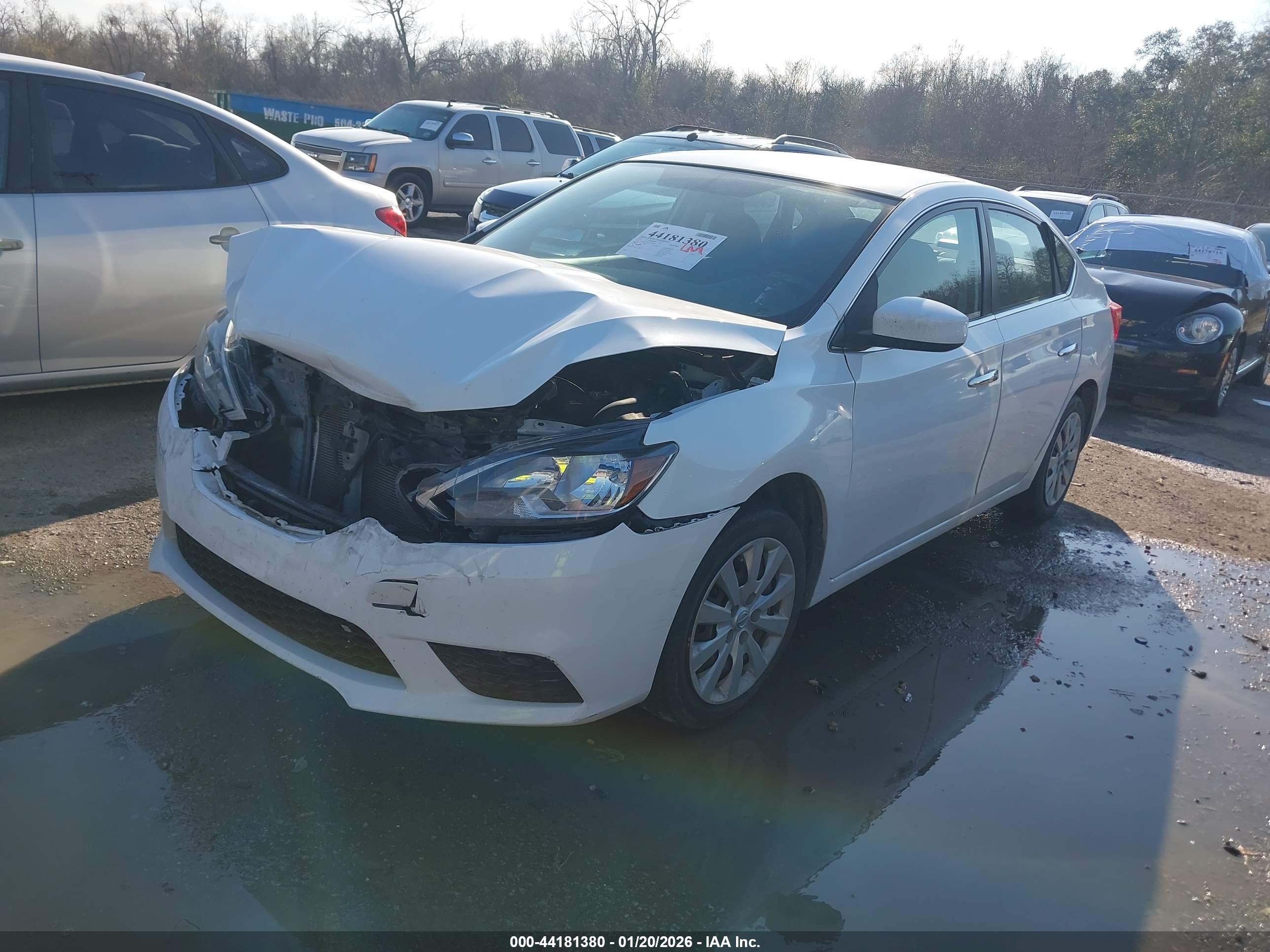 NISSAN SENTRA image 2