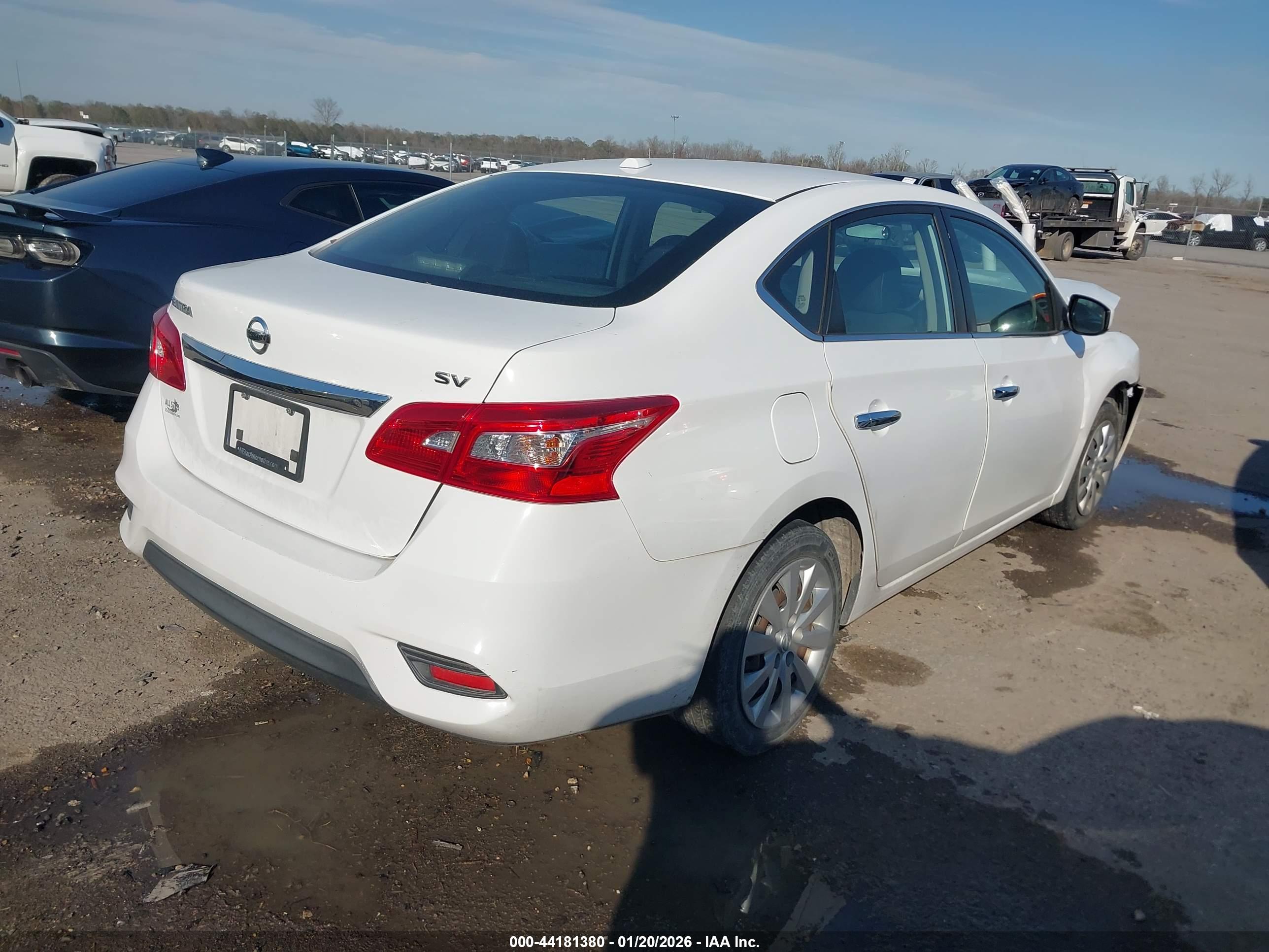 NISSAN SENTRA image 4
