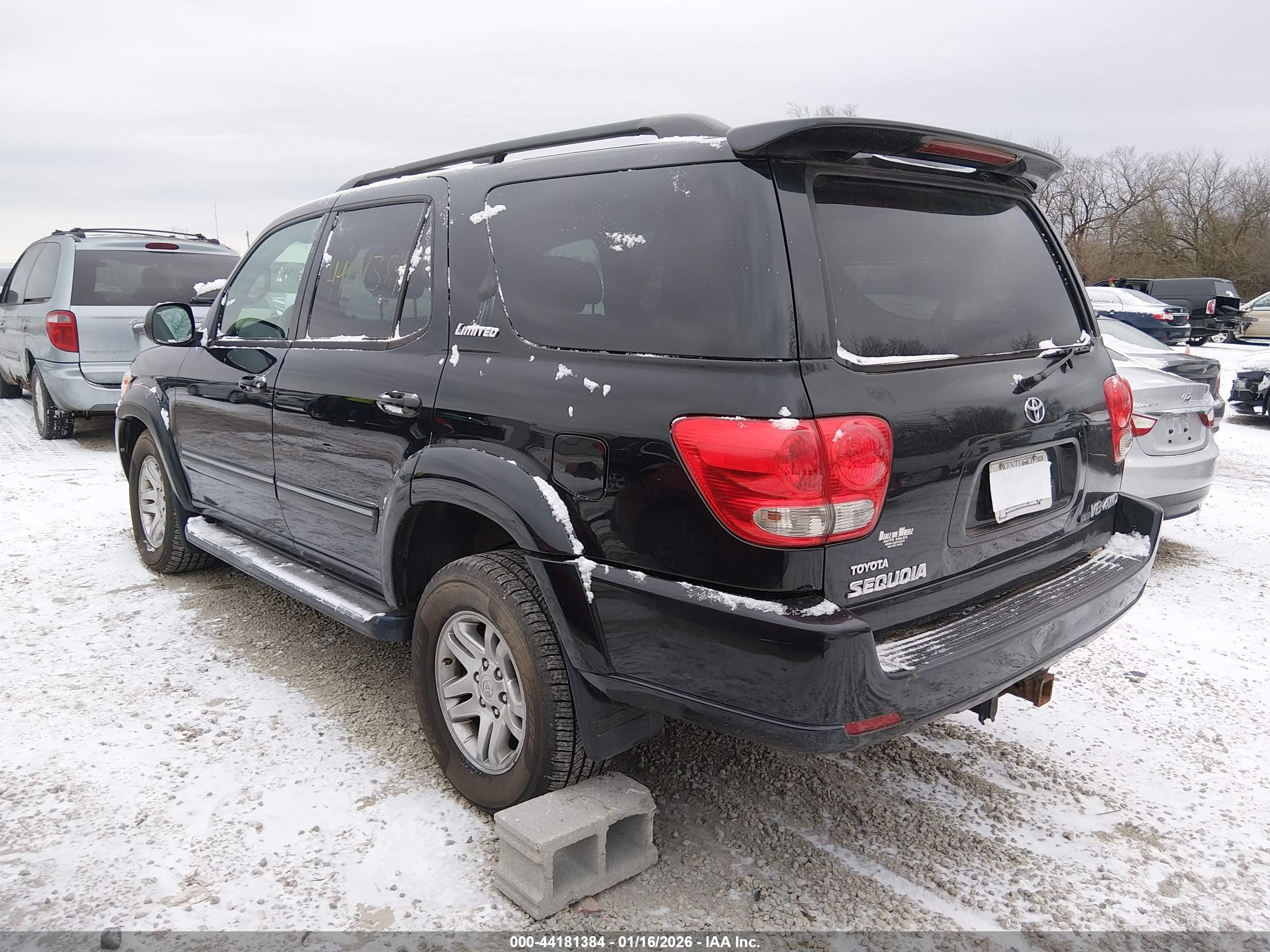 TOYOTA SEQUOIA image 3