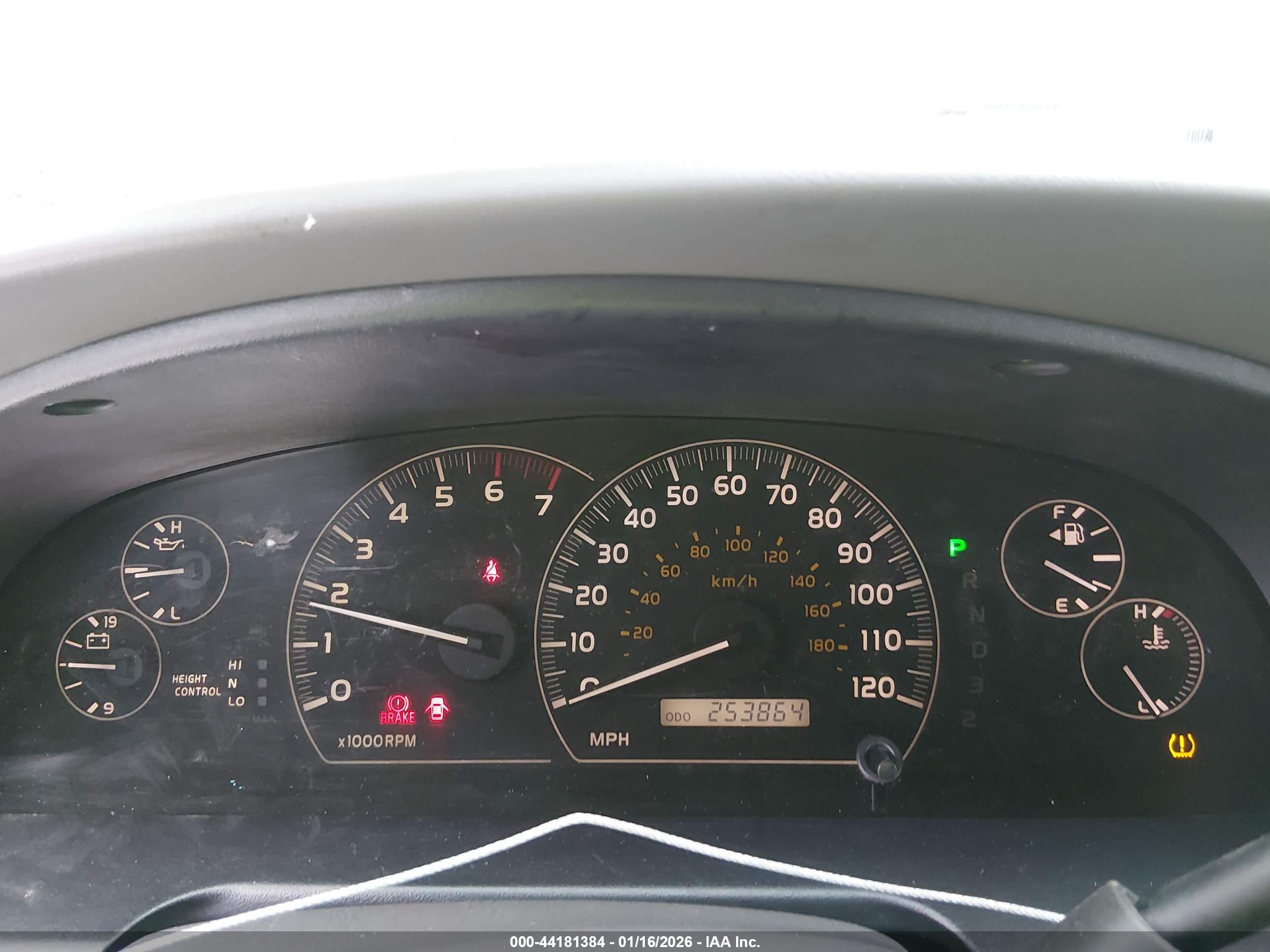 TOYOTA SEQUOIA image 7