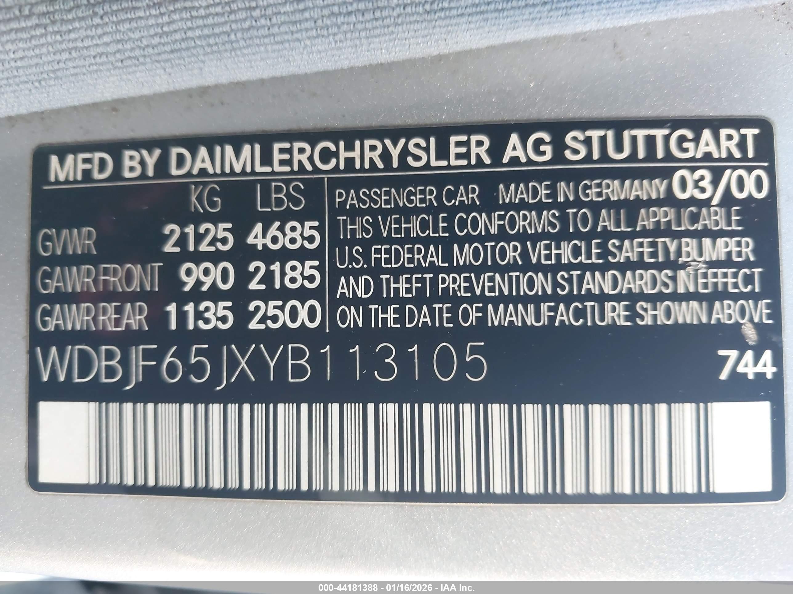 MERCEDES-BENZ E image 9