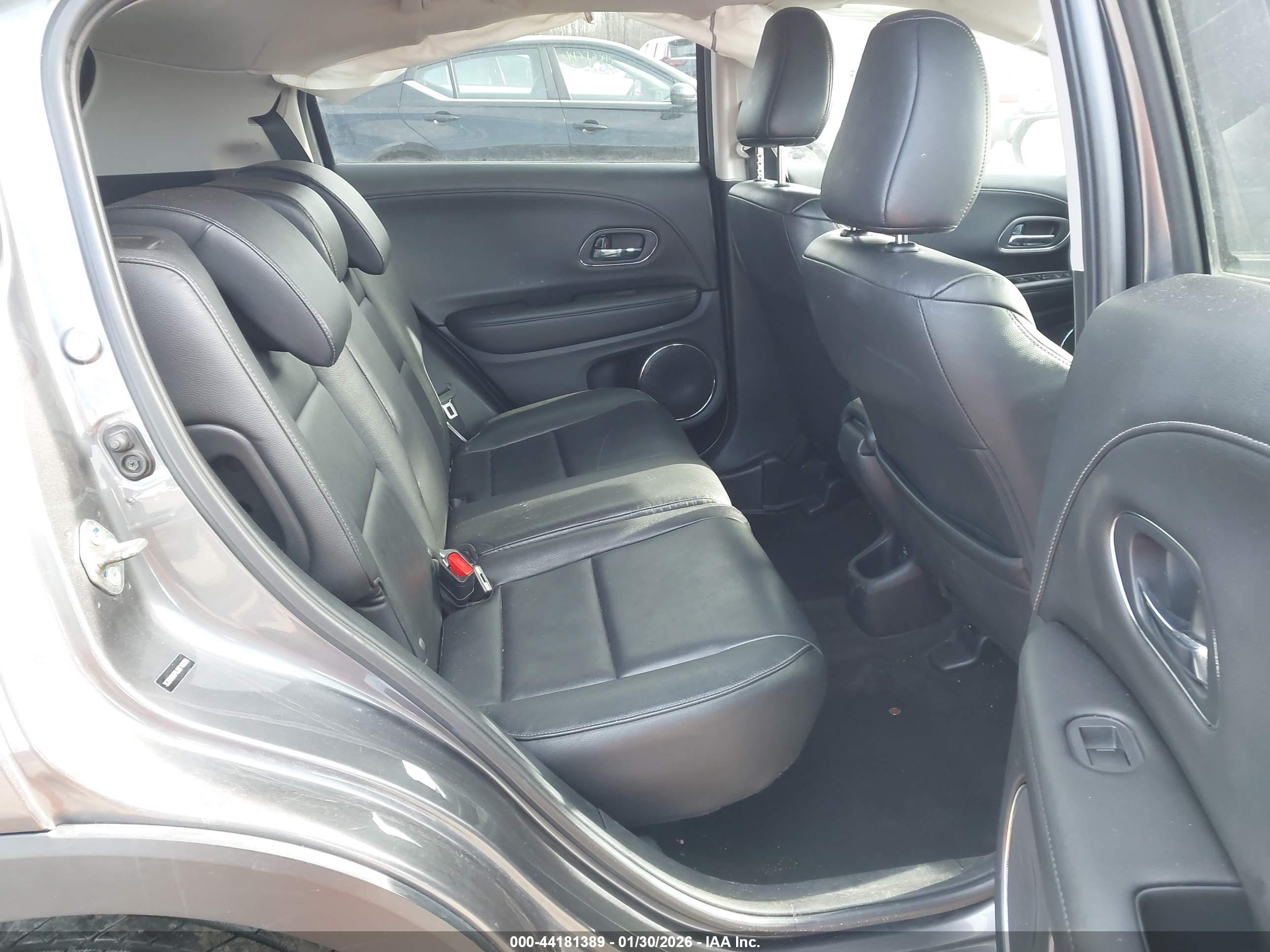 HONDA HR-V image 8