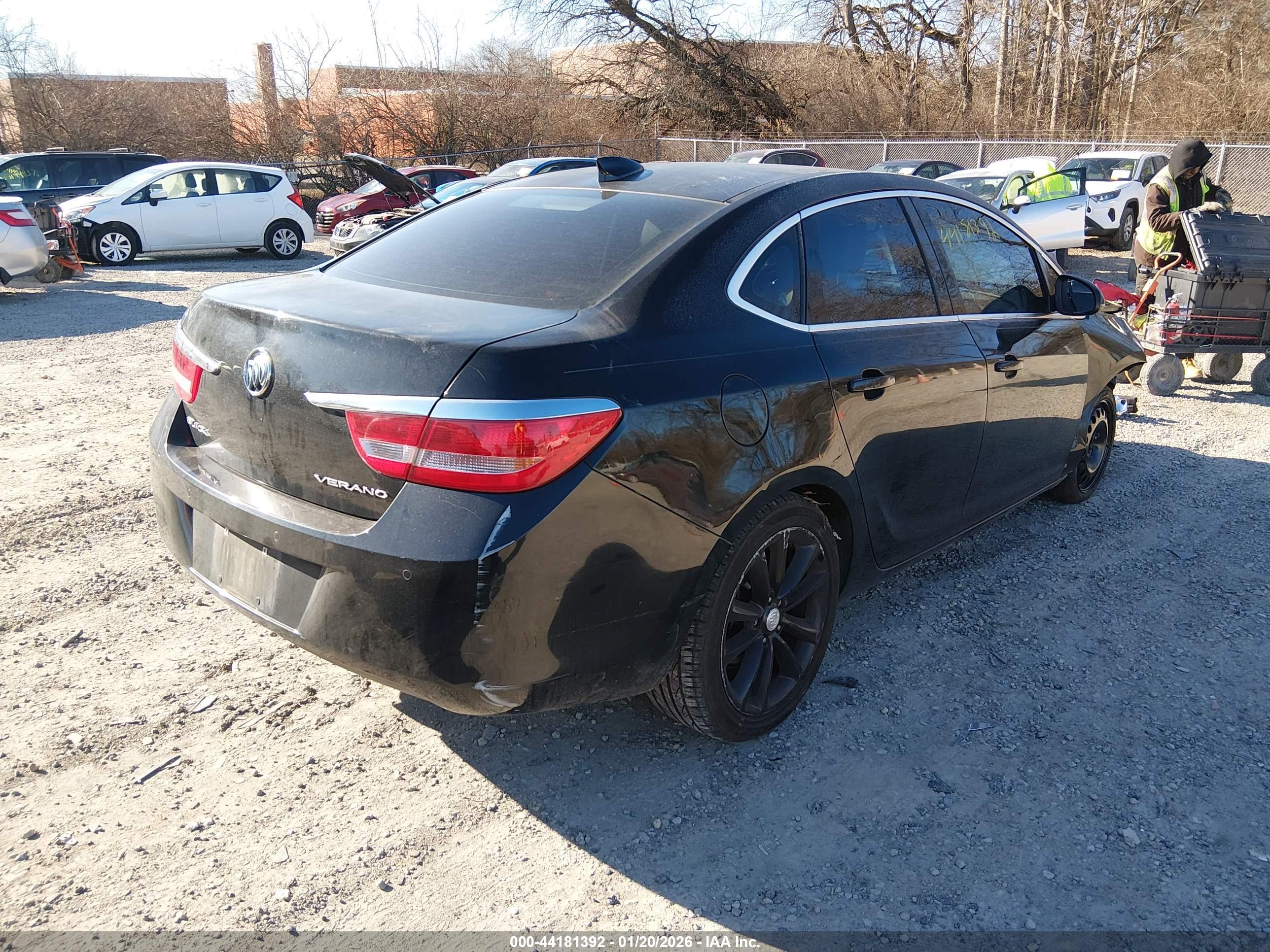 BUICK VERANO image 4