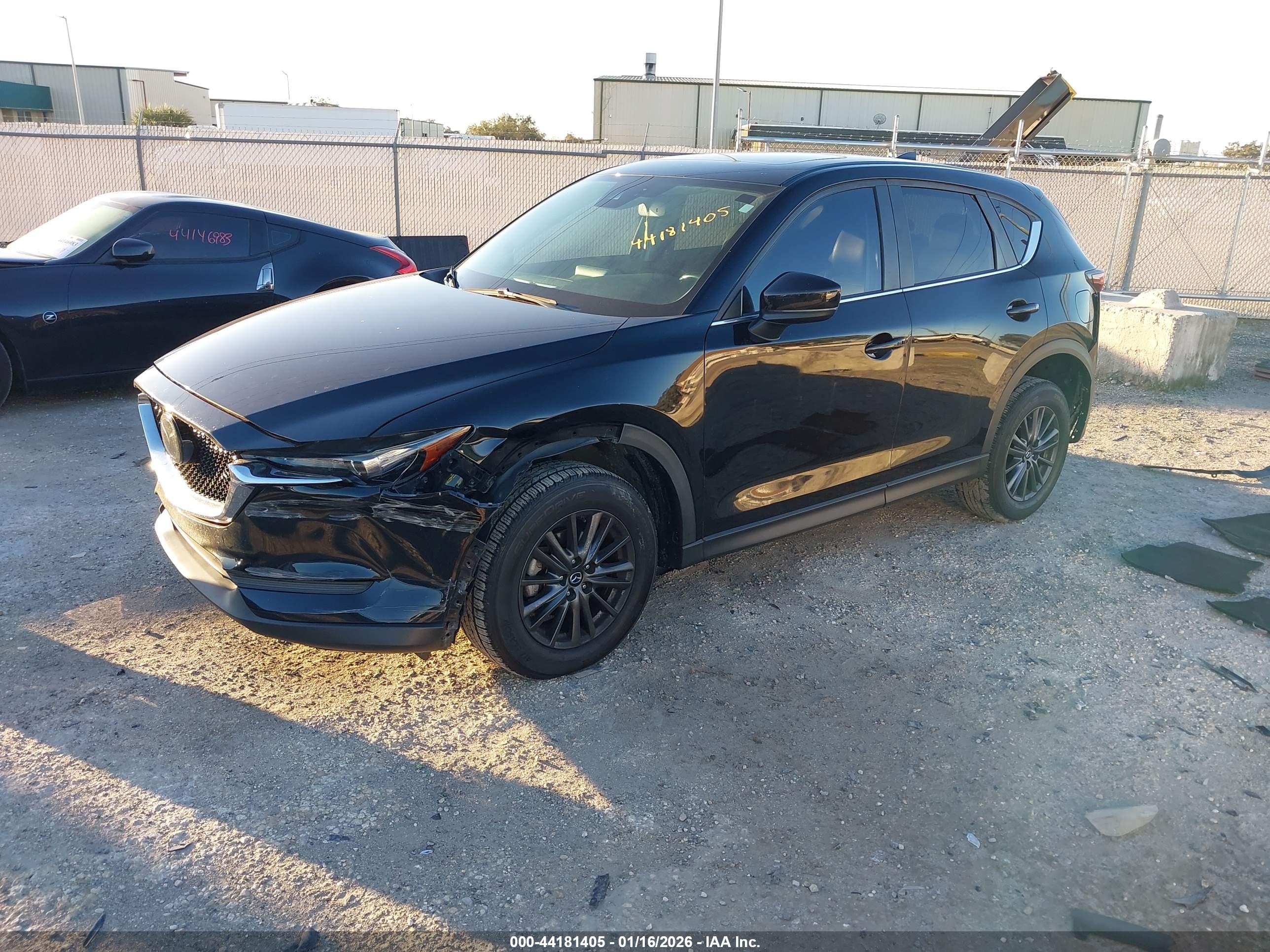 MAZDA CX-5 image 2