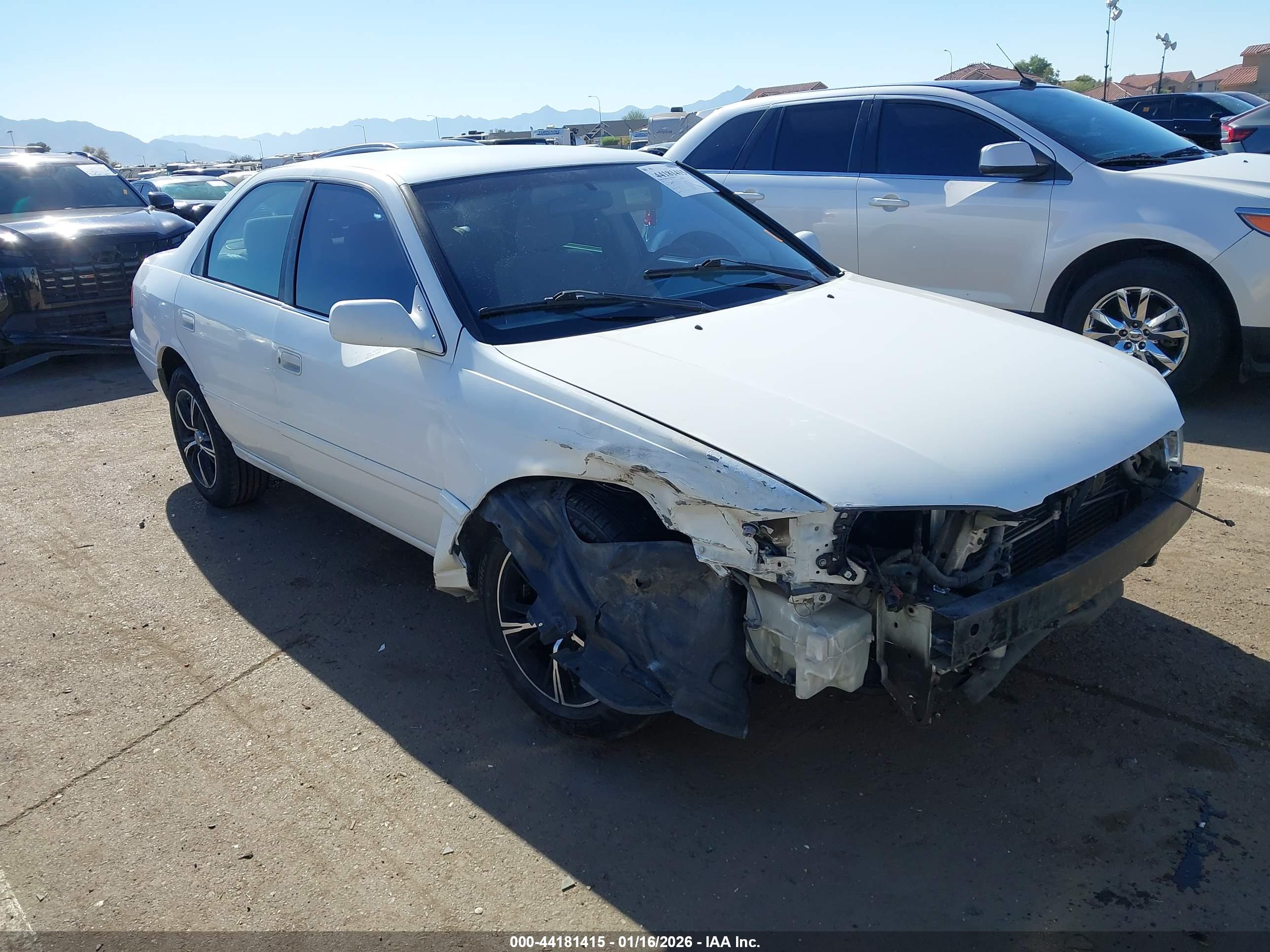 TOYOTA CAMRY image 6