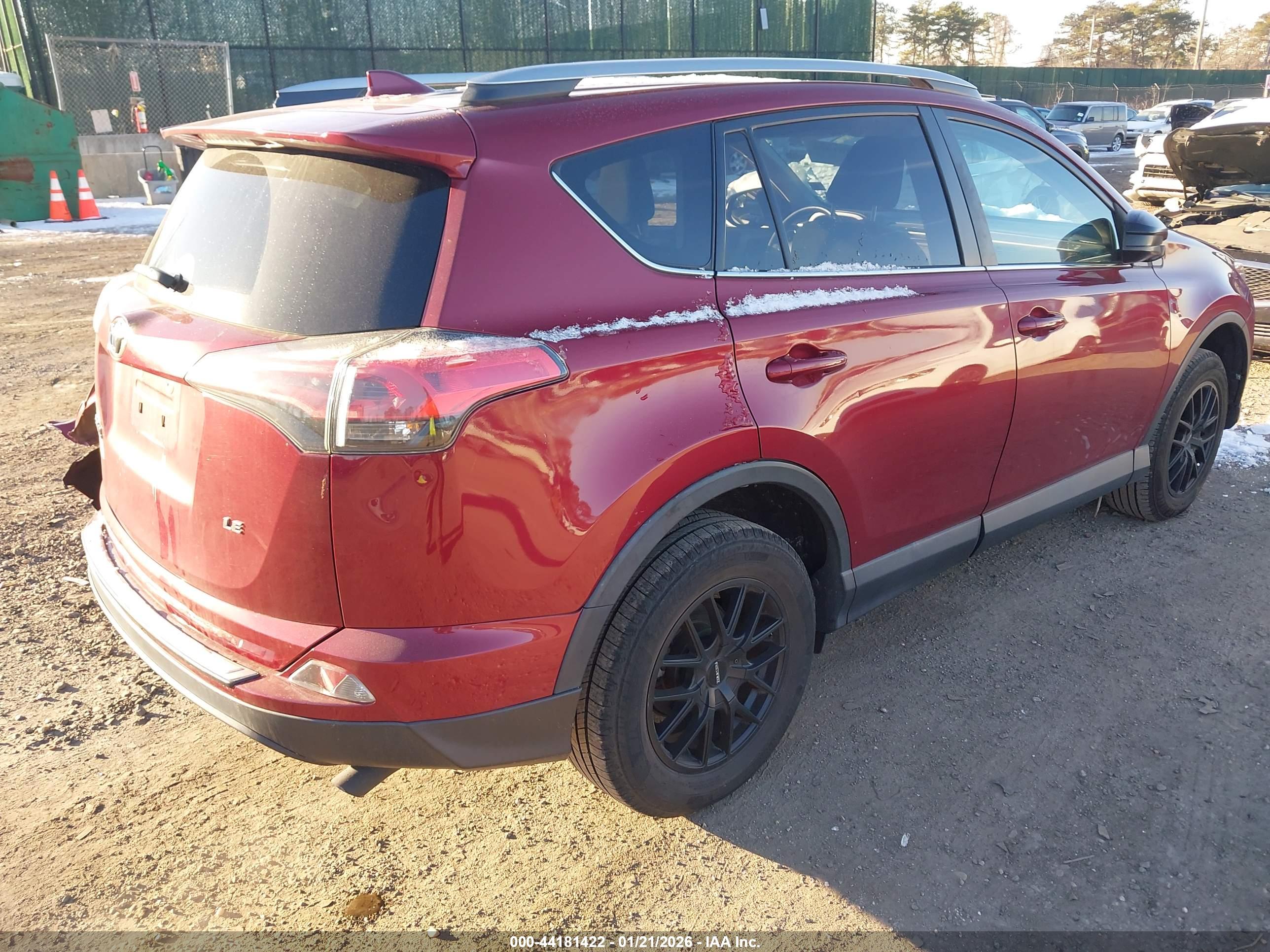 TOYOTA RAV4 image 4