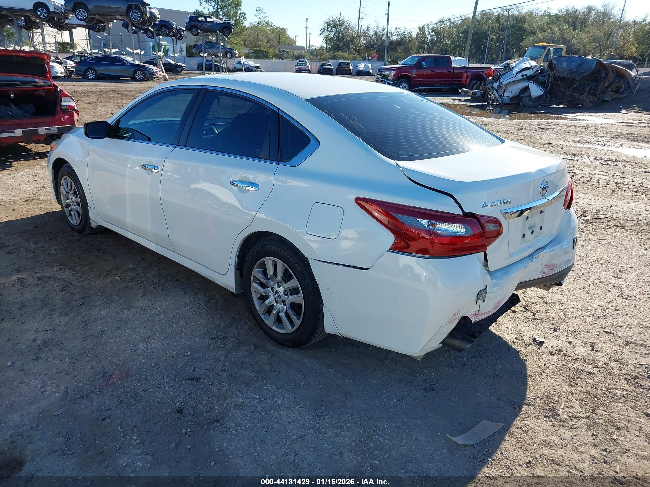 NISSAN ALTIMA image 3