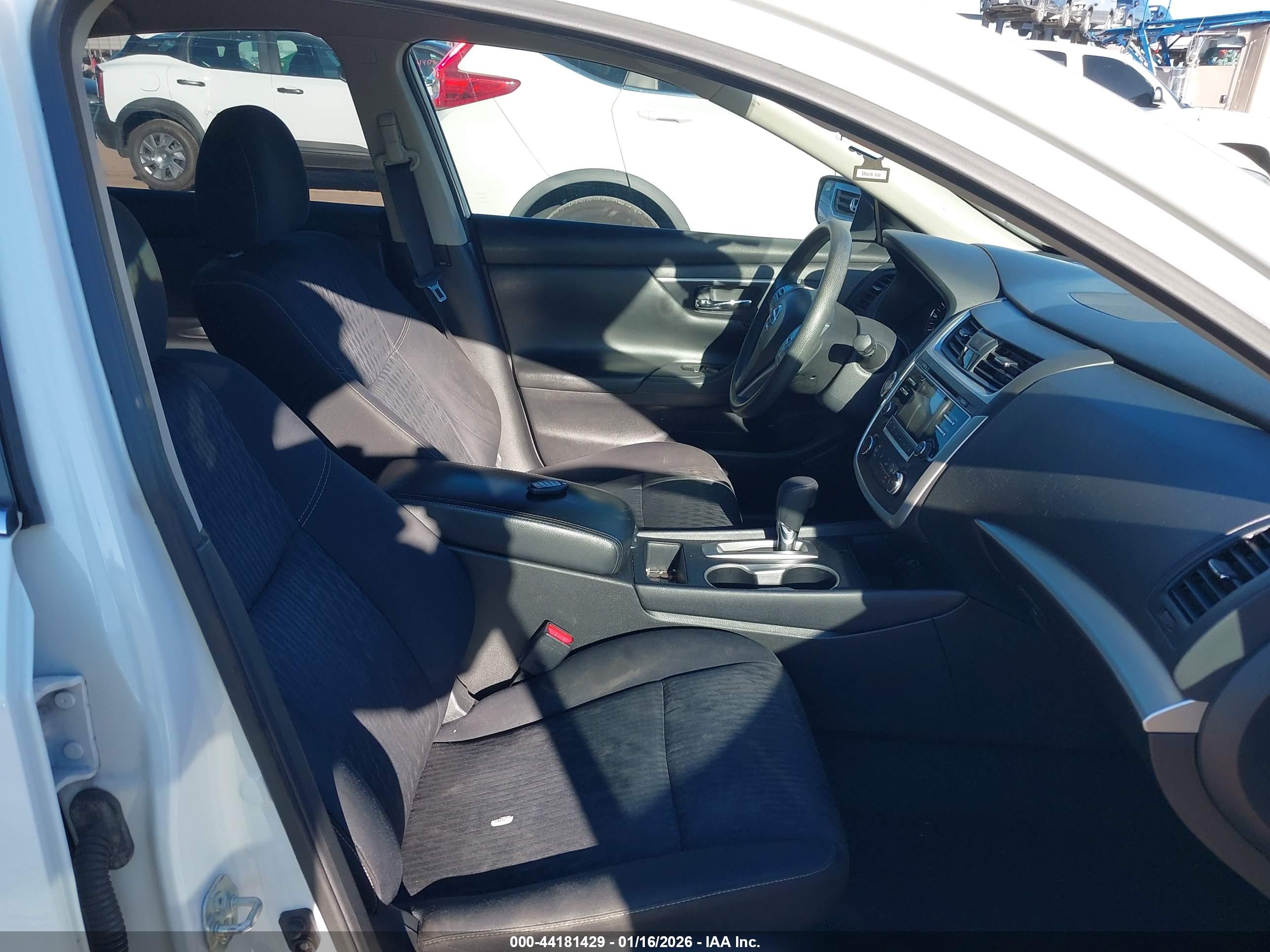 NISSAN ALTIMA image 5