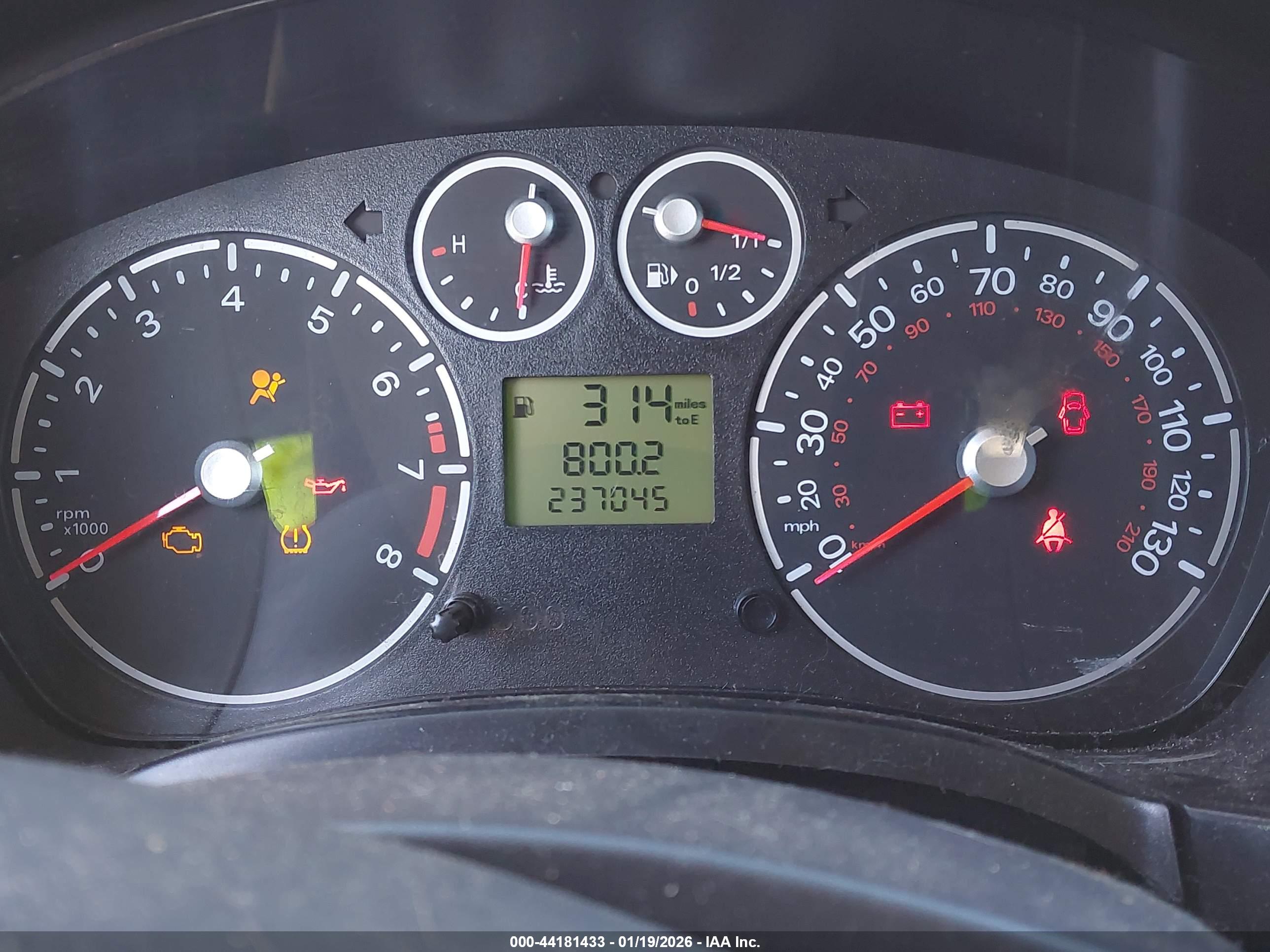 FORD TRANSIT image 7