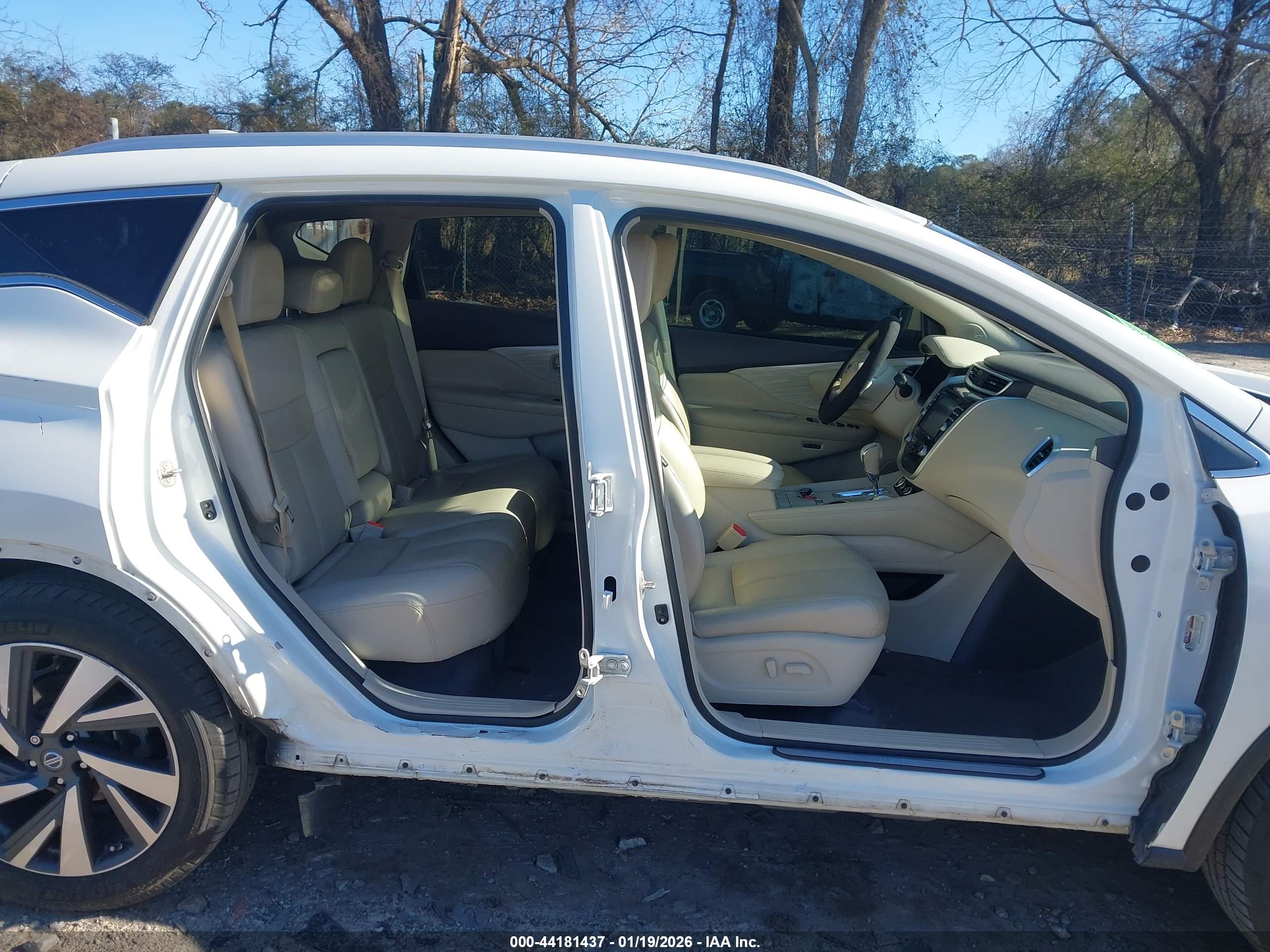 NISSAN MURANO image 6