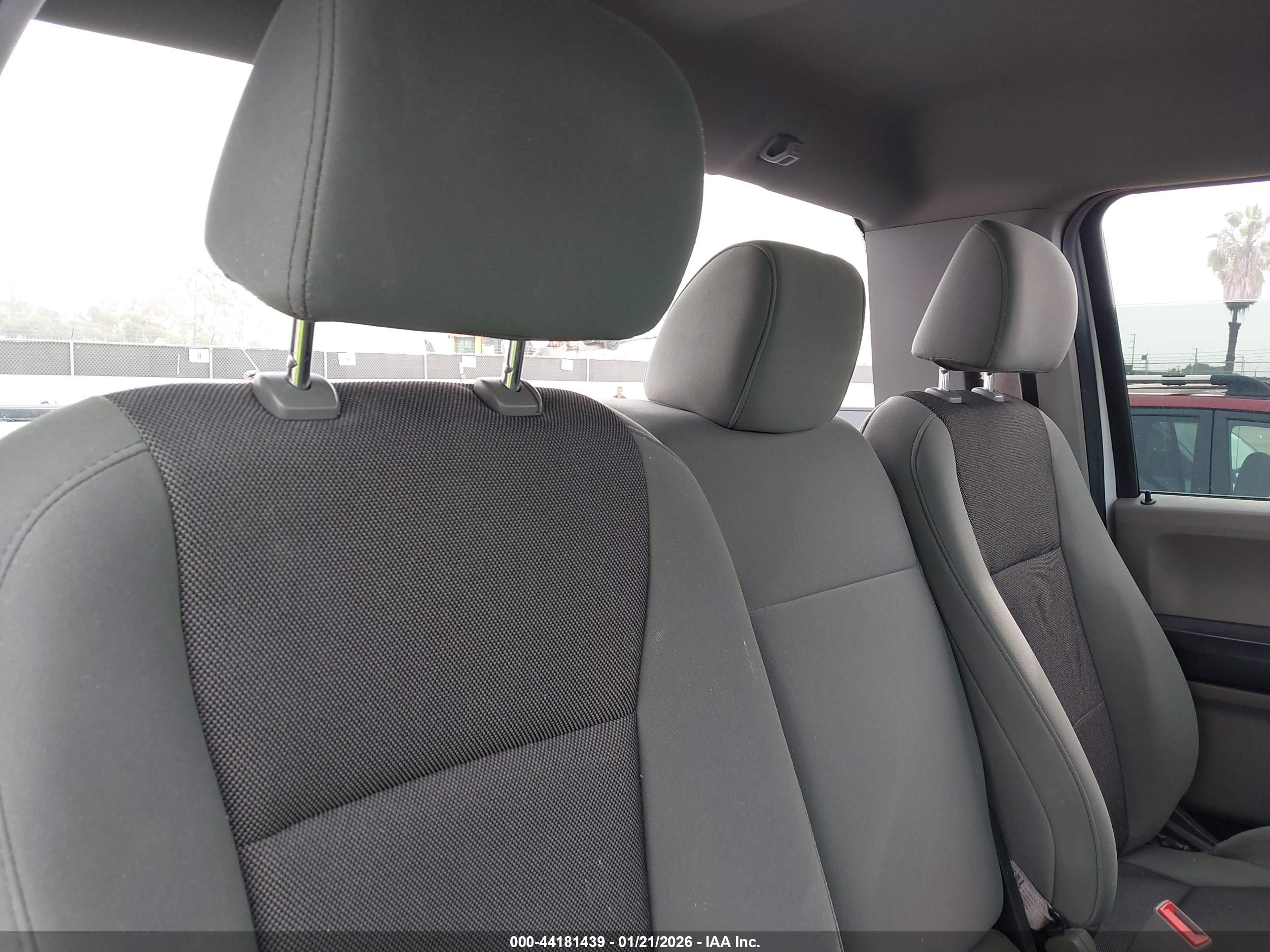 FORD F-150 image 8