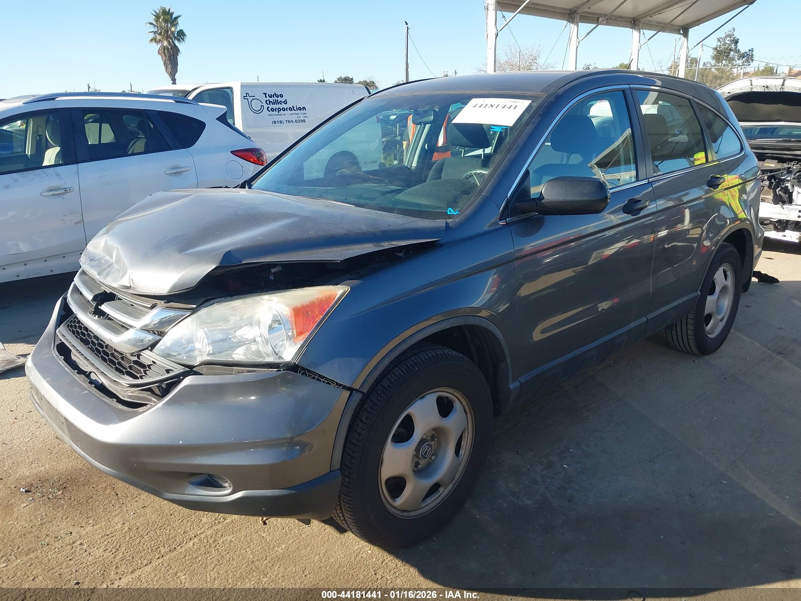 HONDA CR-V image 2