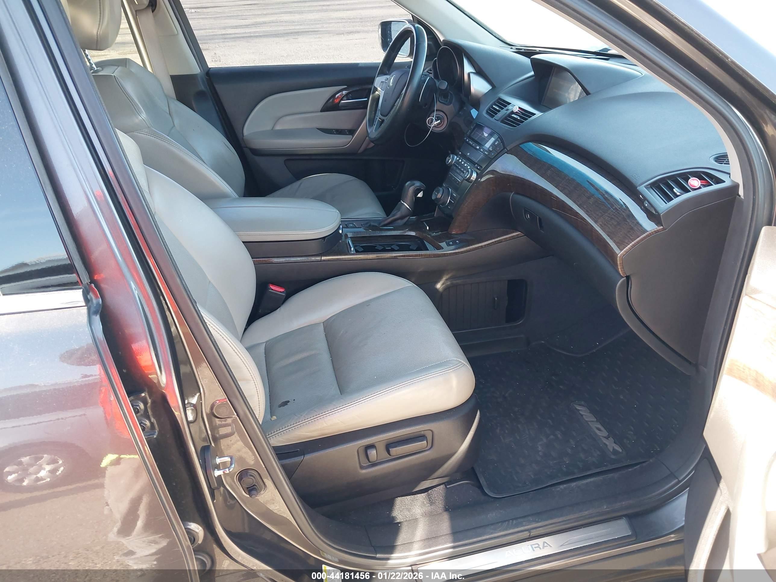 ACURA MDX image 5