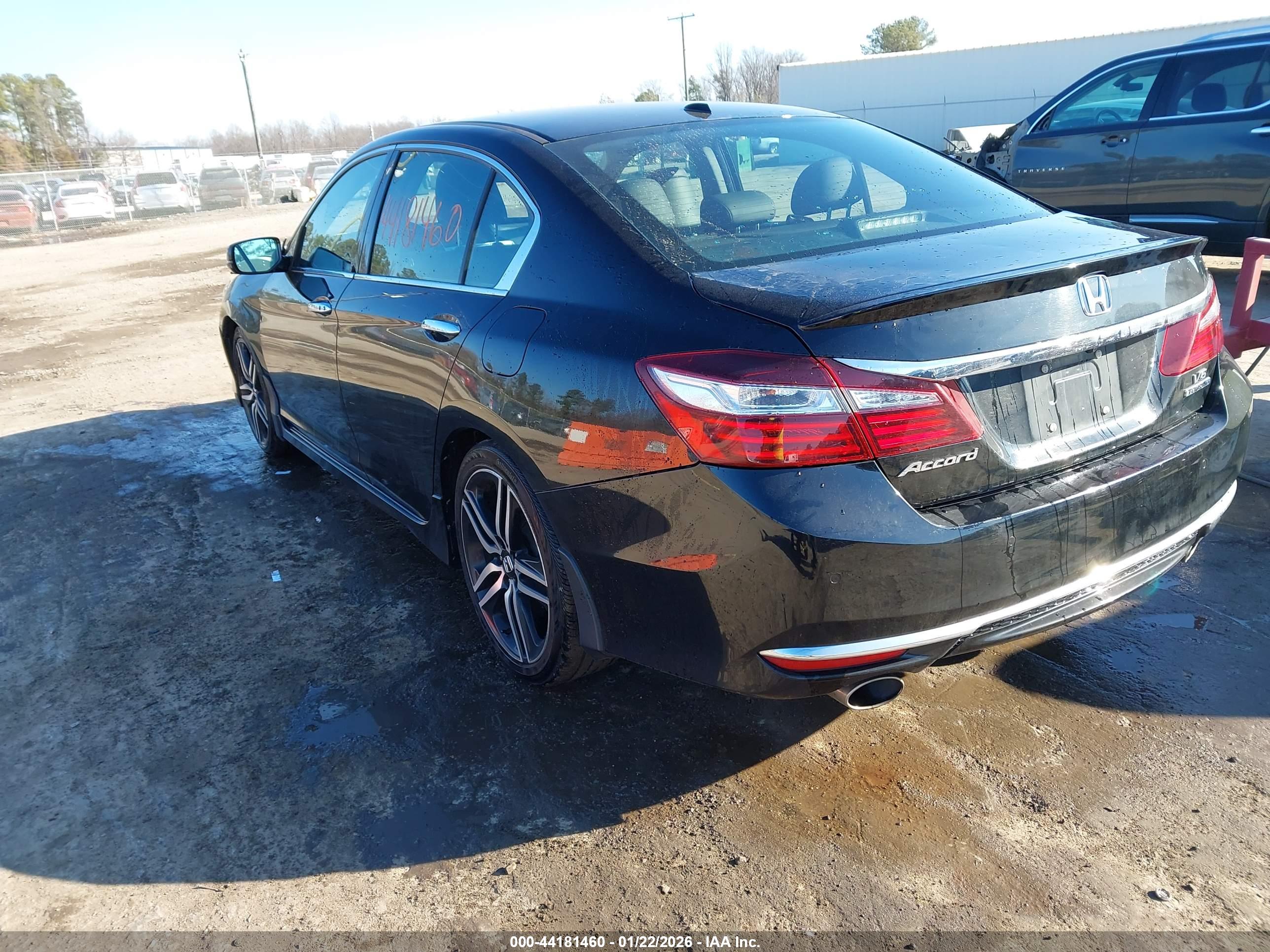 HONDA ACCORD image 3