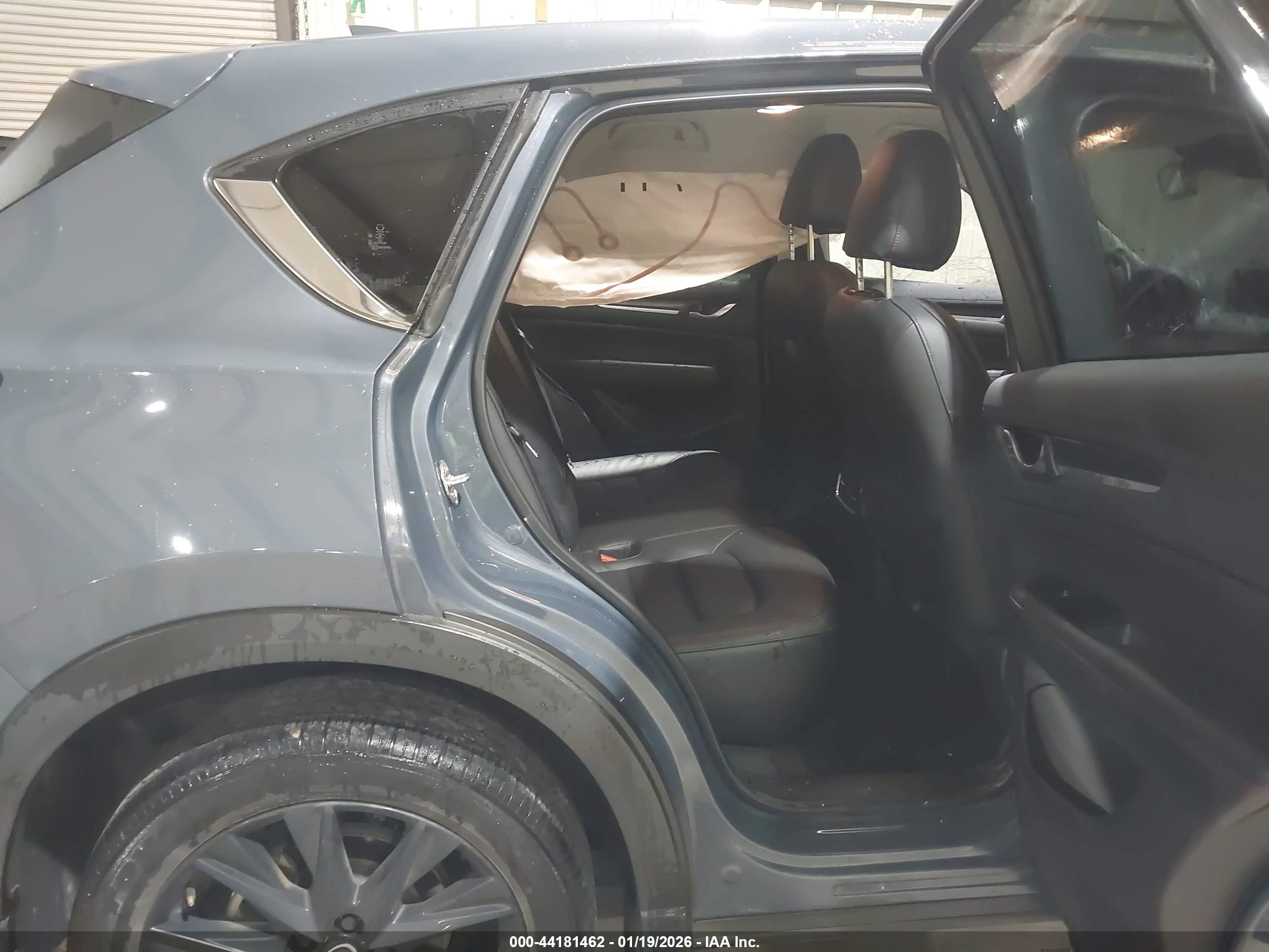 MAZDA CX-5 image 8