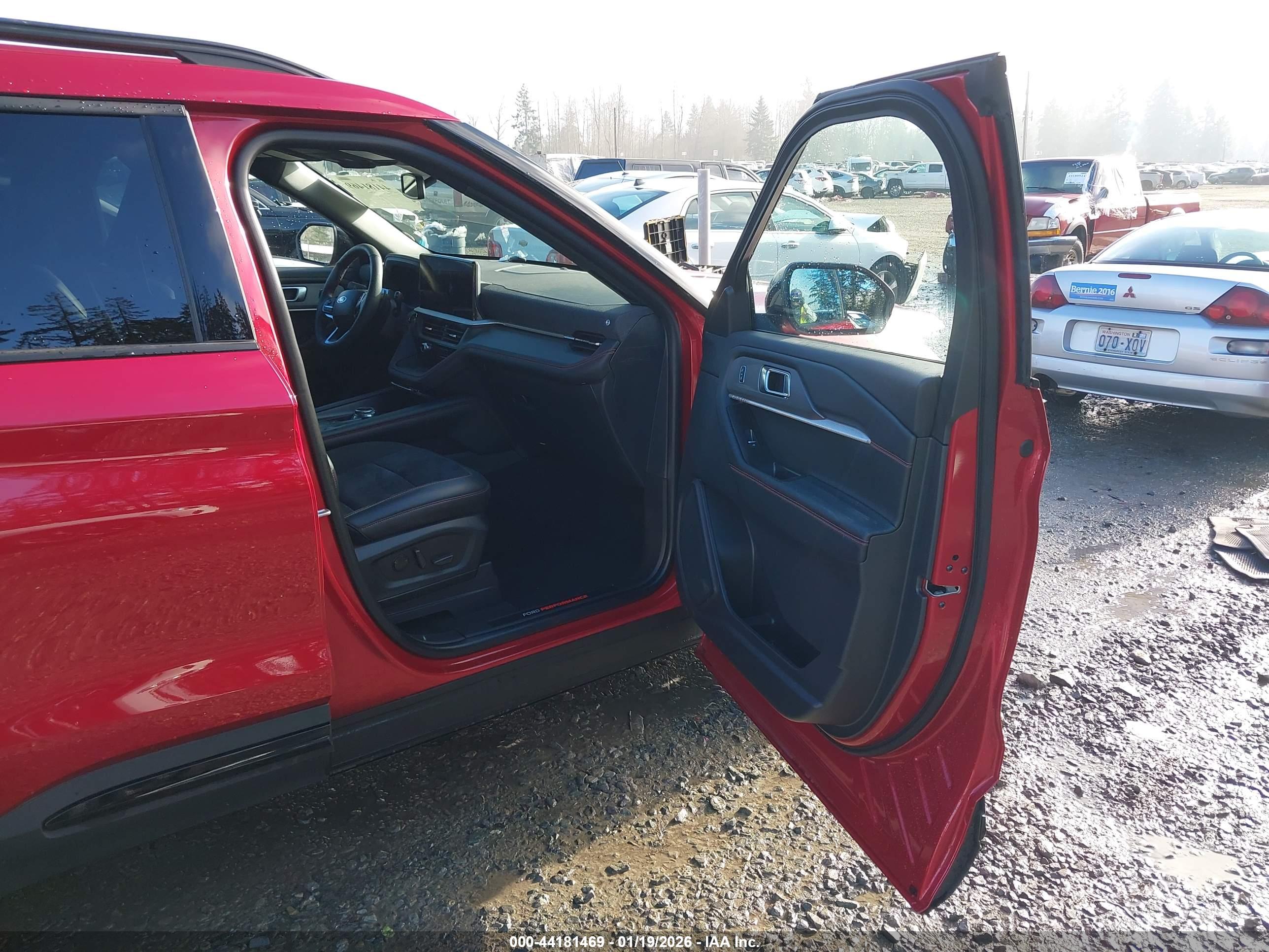 FORD EXPLORER image 5