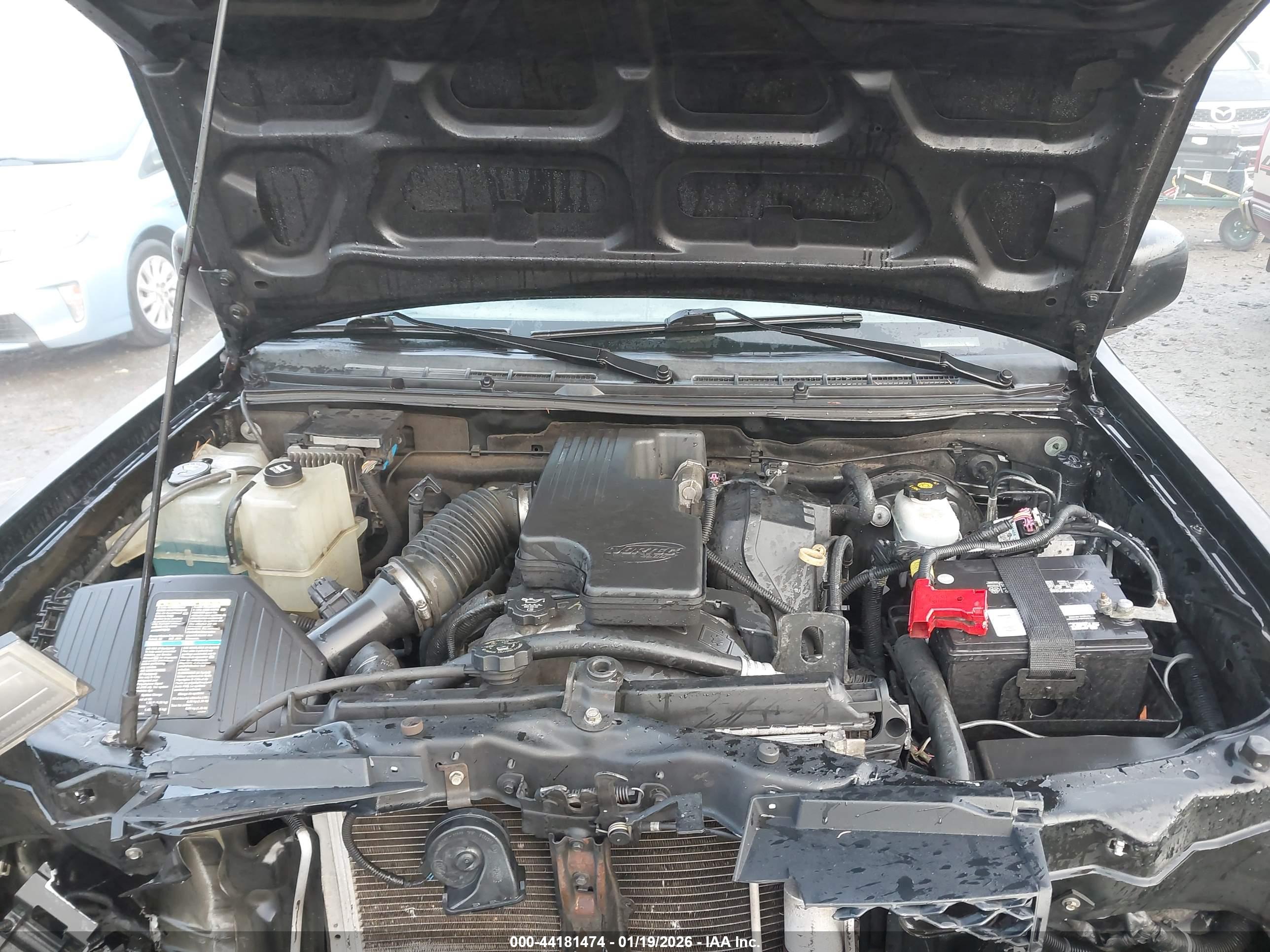 CHEVROLET COLORADO image 10