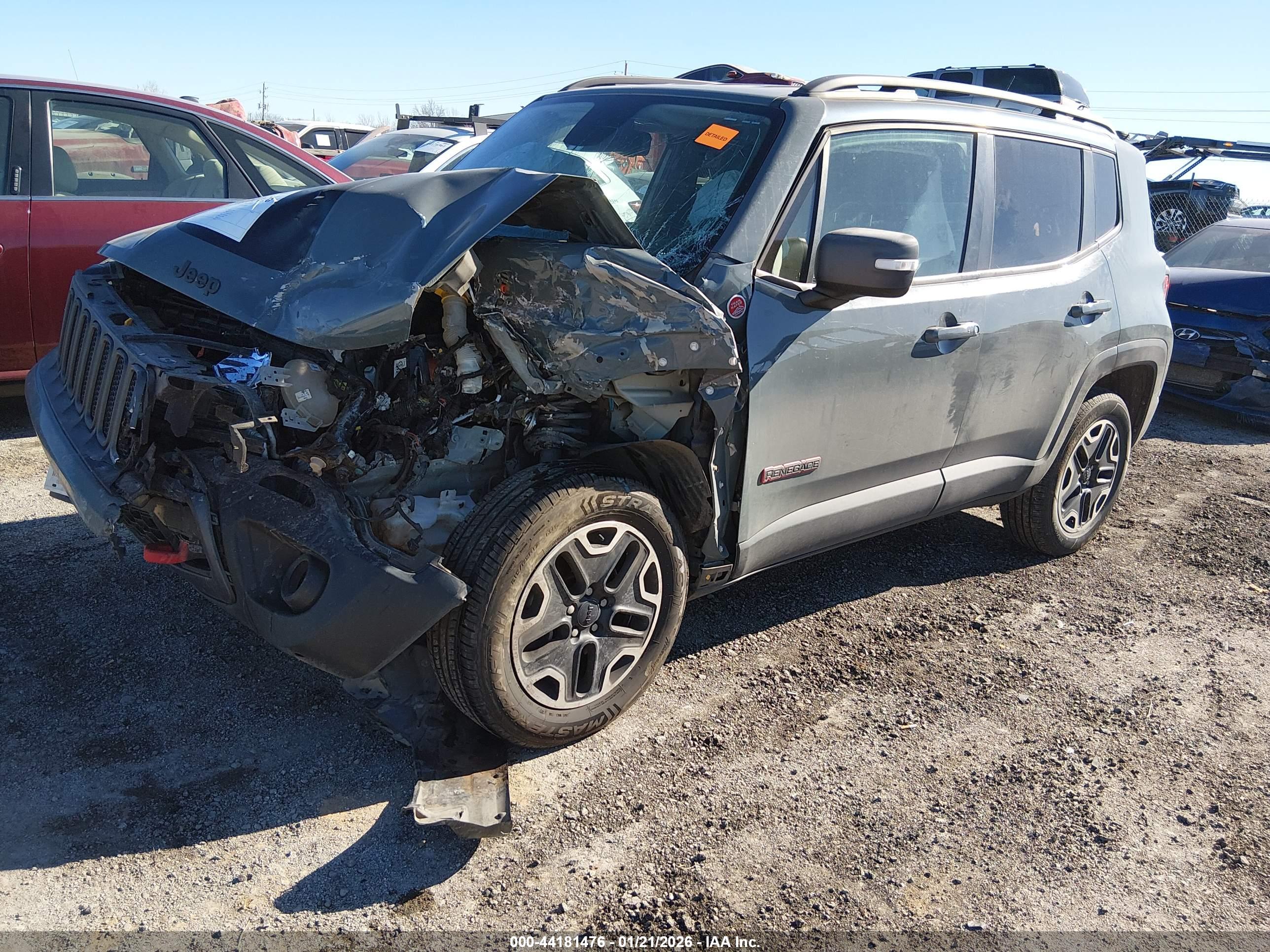 JEEP RENEGADE image 2
