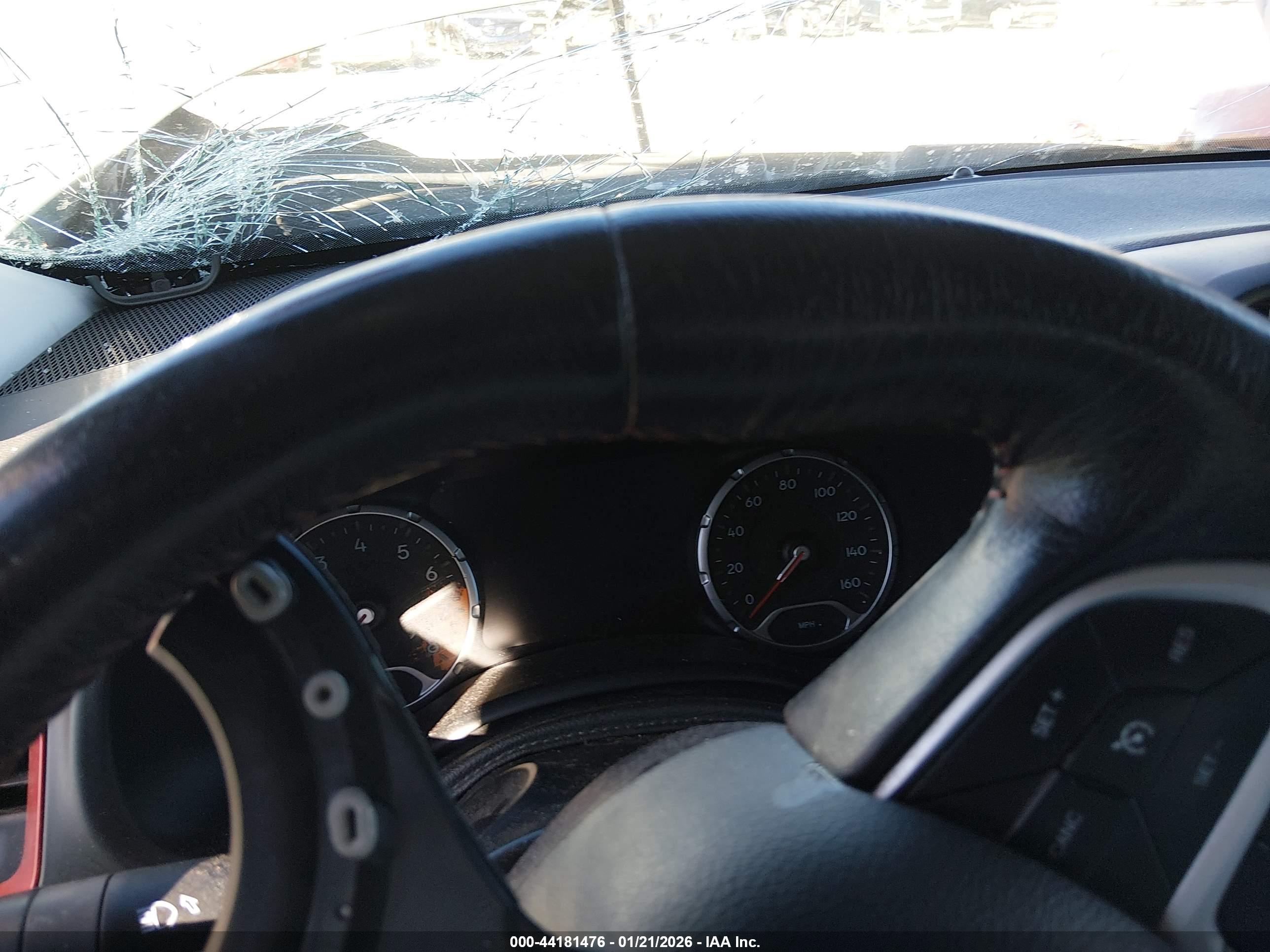 JEEP RENEGADE image 7